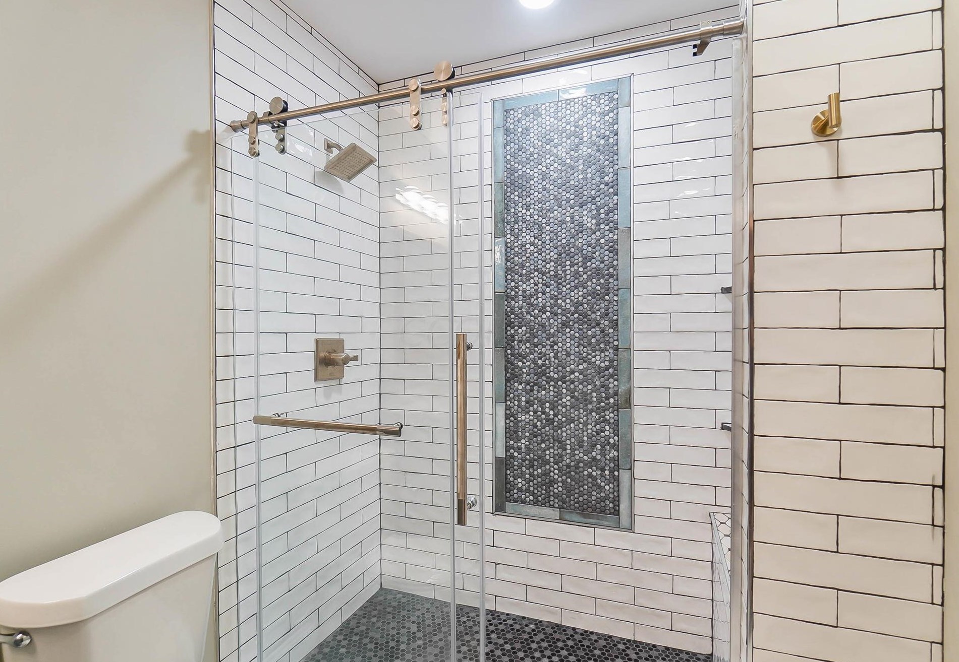 716 Wilson Ave, Columbus OH 43205-2844 exterior