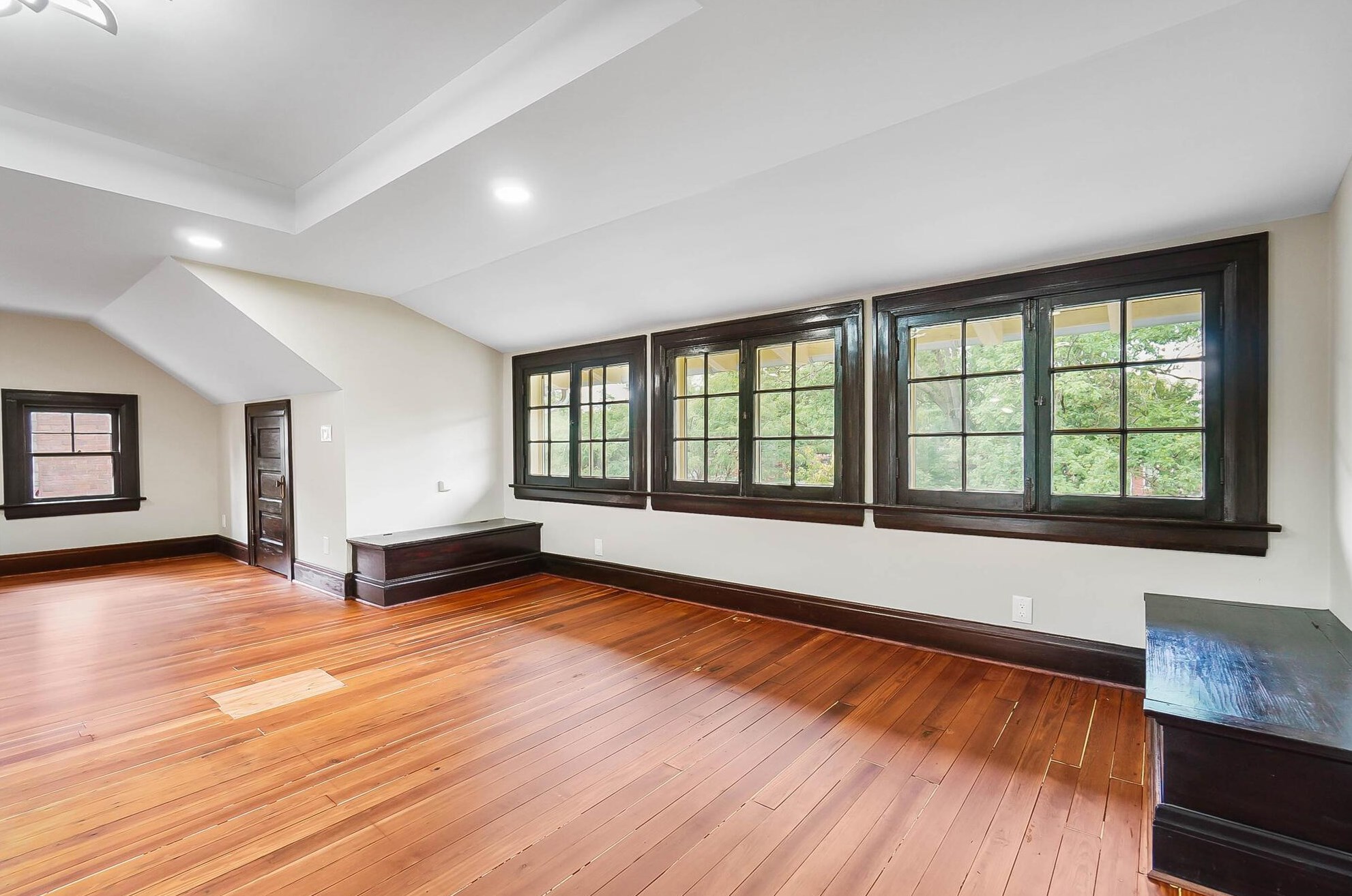 716 Wilson Ave, Columbus OH 43205-2844 exterior