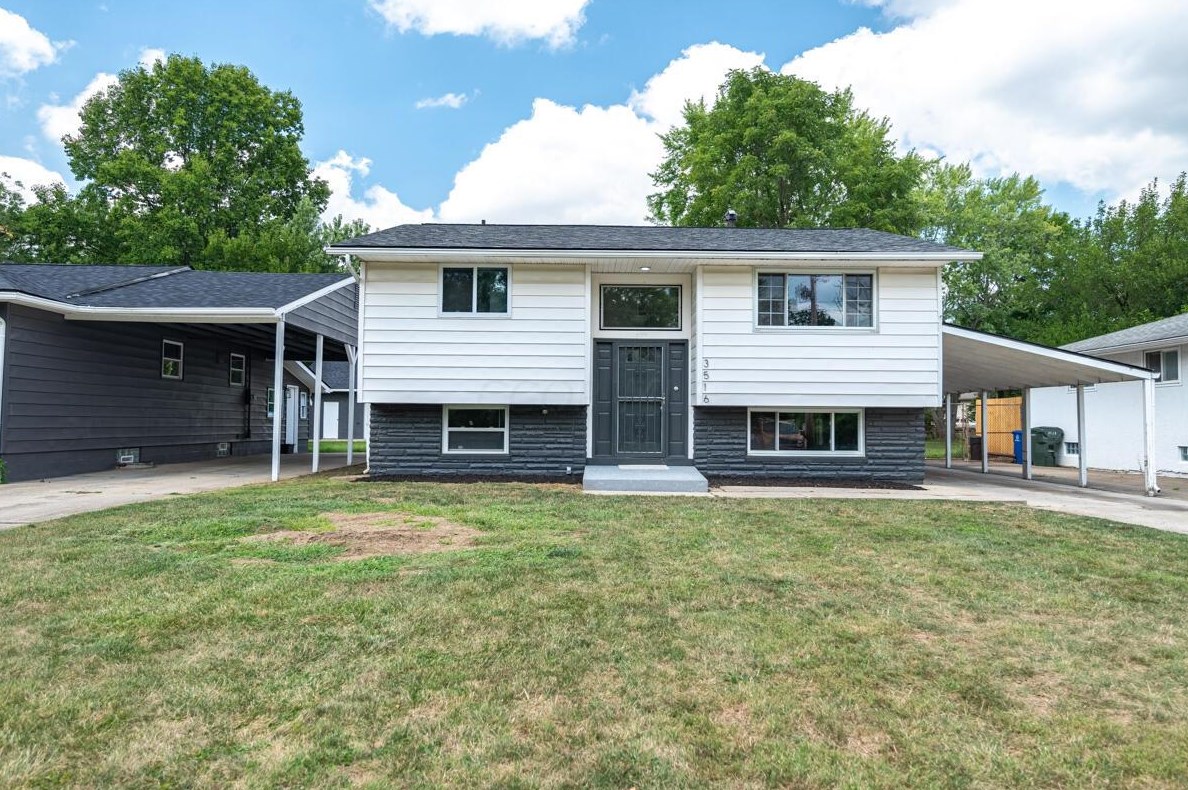 3516 Deshler Ave, Columbus, OH 43227-3570