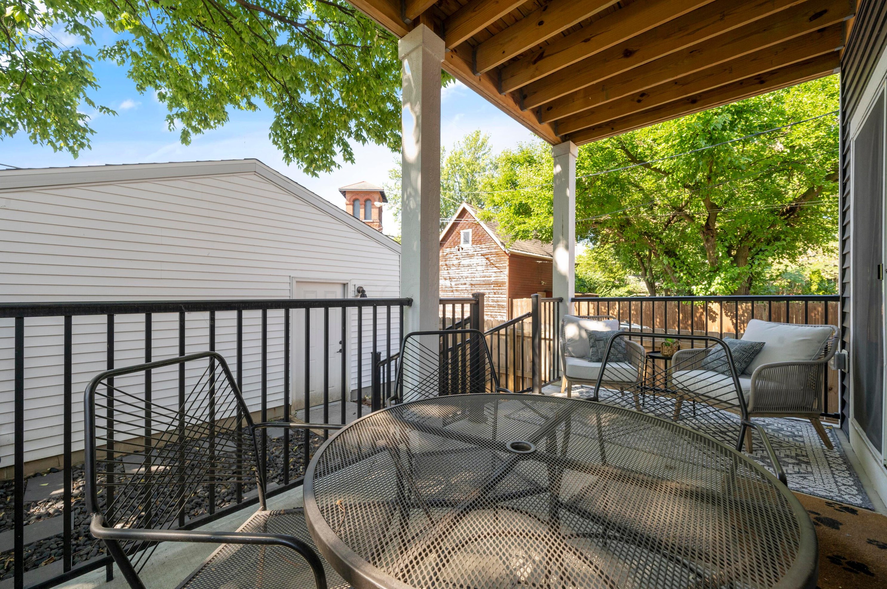 941 Franklin Ave, Columbus OH 43205-1225 exterior