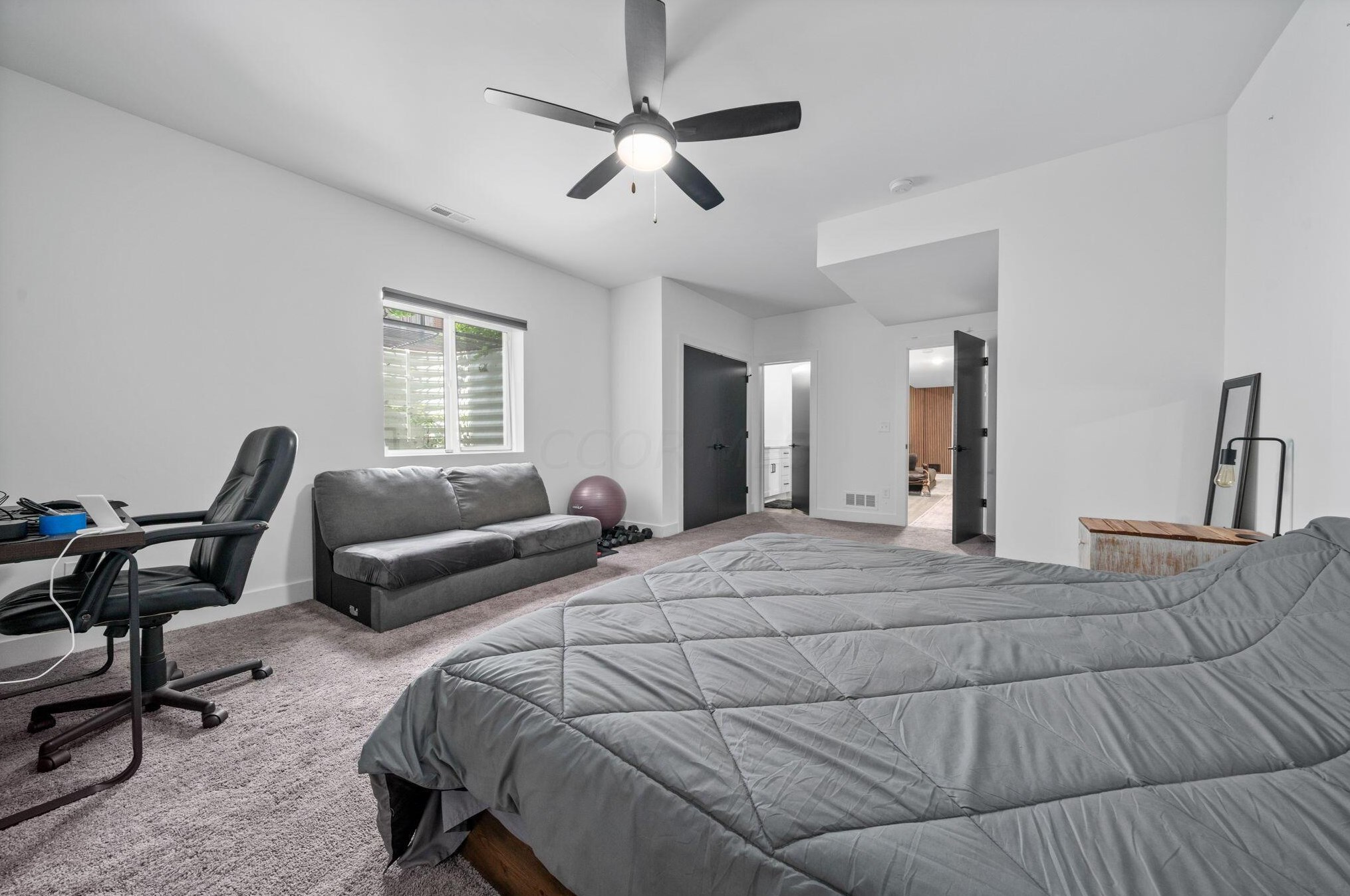 941 Franklin Ave, Columbus OH 43205-1225 exterior