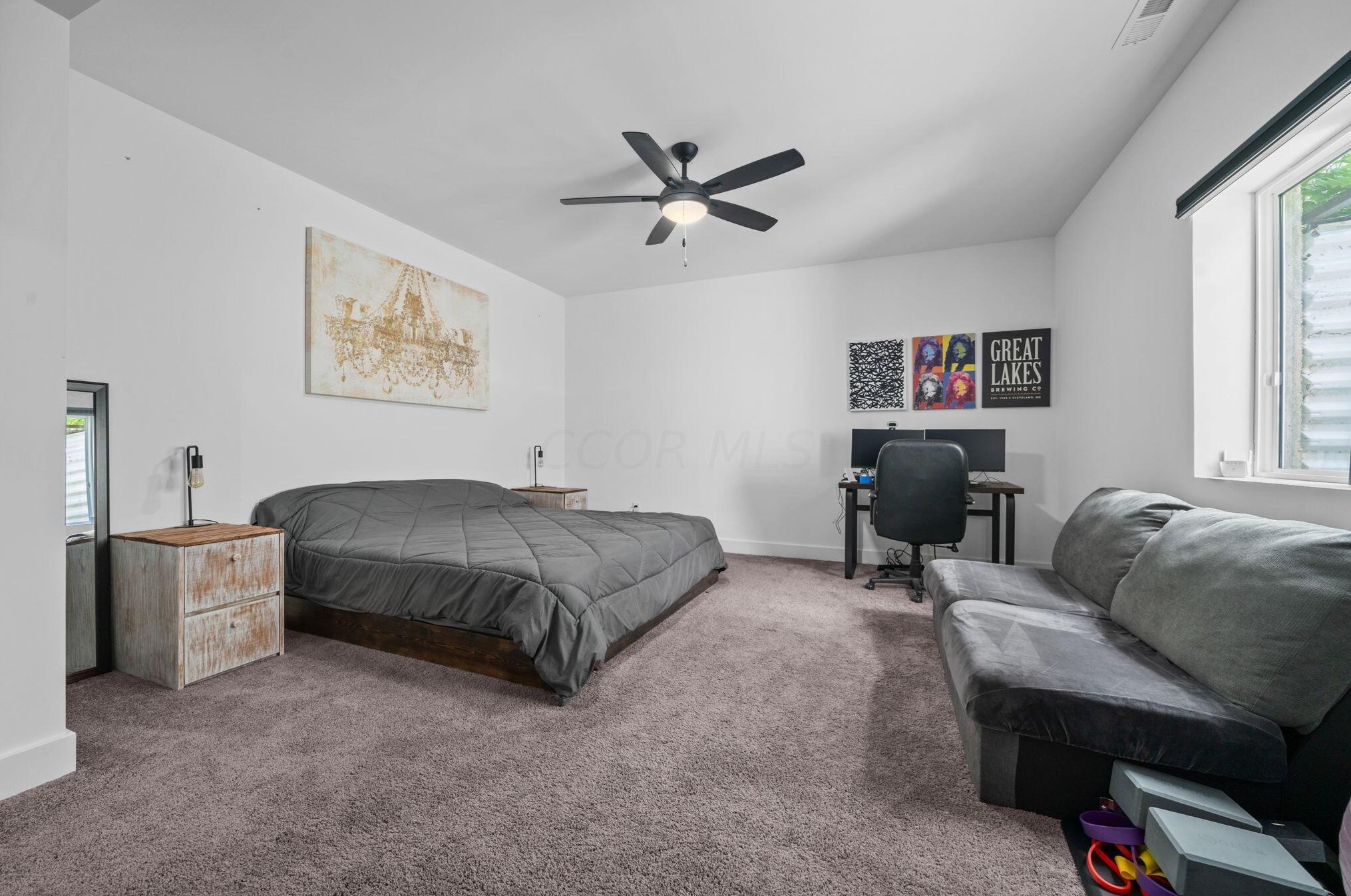 941 Franklin Ave, Columbus OH 43205-1225 exterior