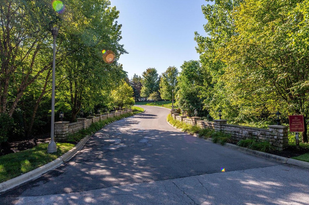 946 Arcadia Blvd, Westerville, OH 43082