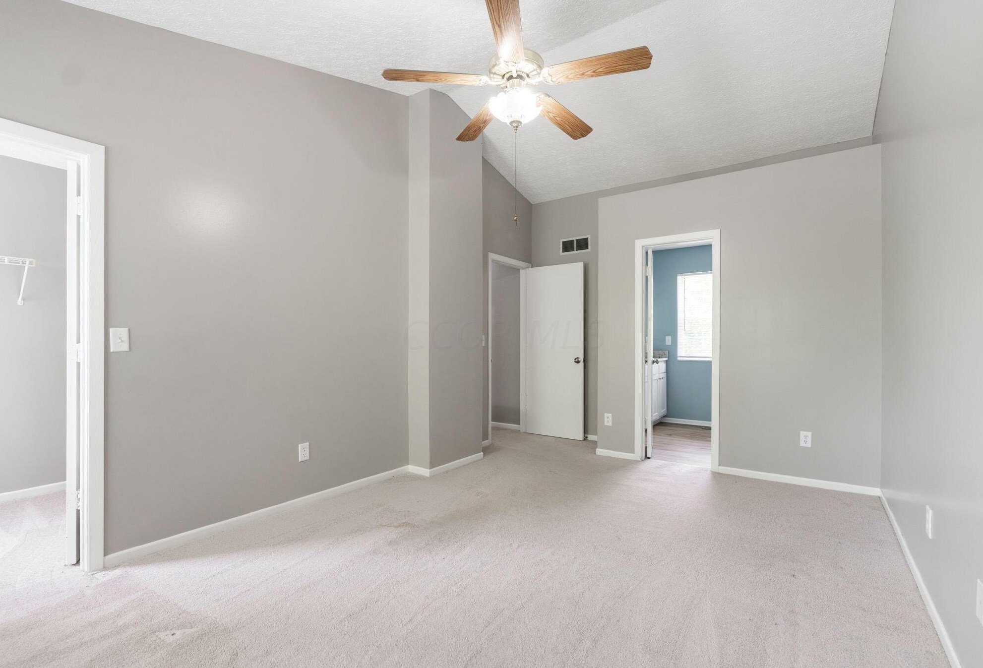 3420 Steiner St, Columbus OH  43231-7363 exterior