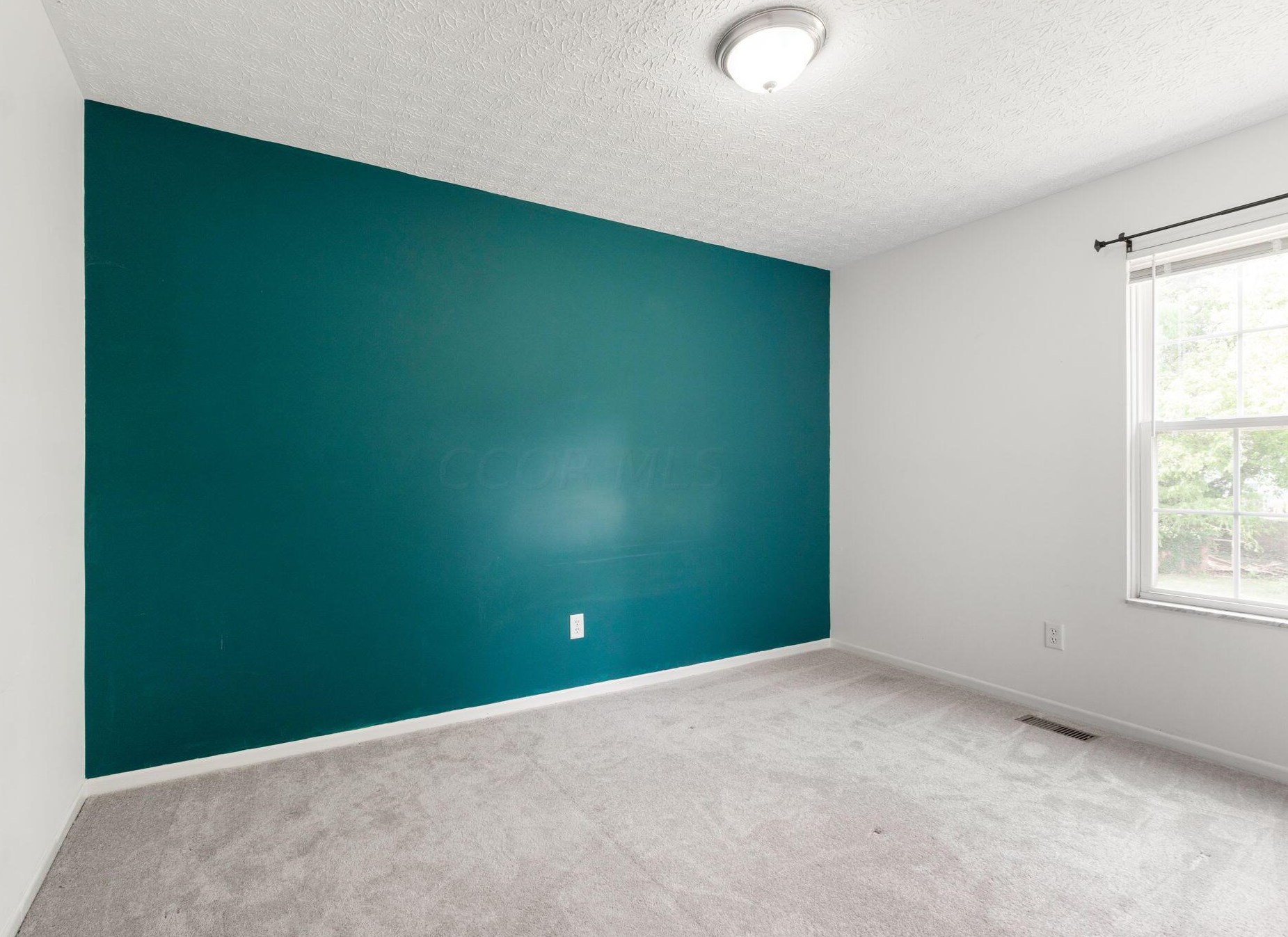 3420 Steiner St, Columbus OH  43231-7363 exterior