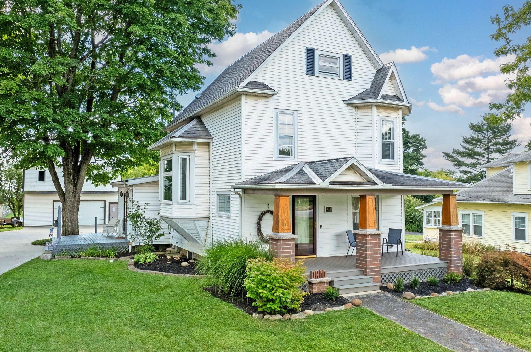 317 Main St, Johnstown, OH 43031-1250