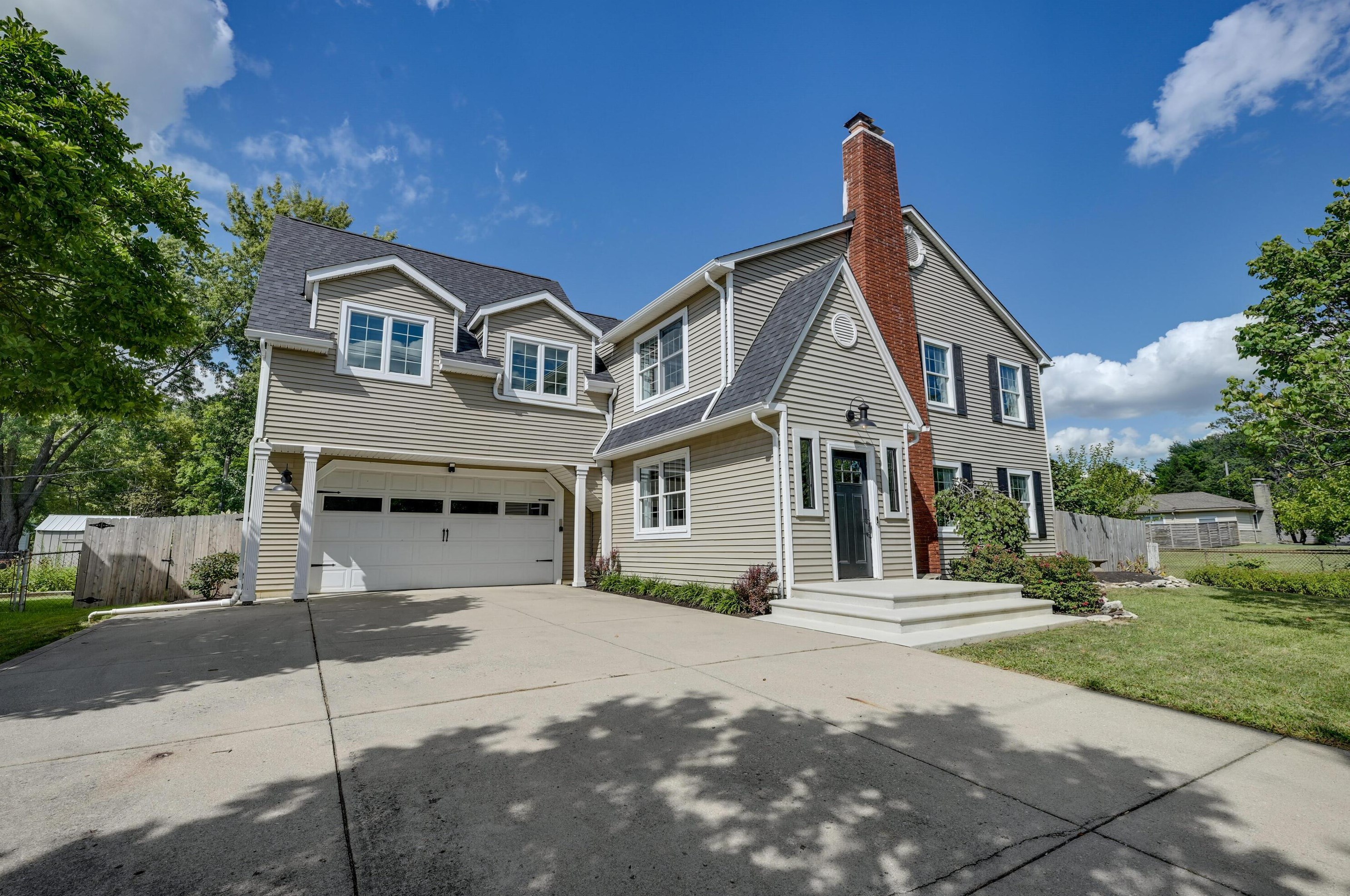 322 Schrock Rd, Sharon Township, OH 43085