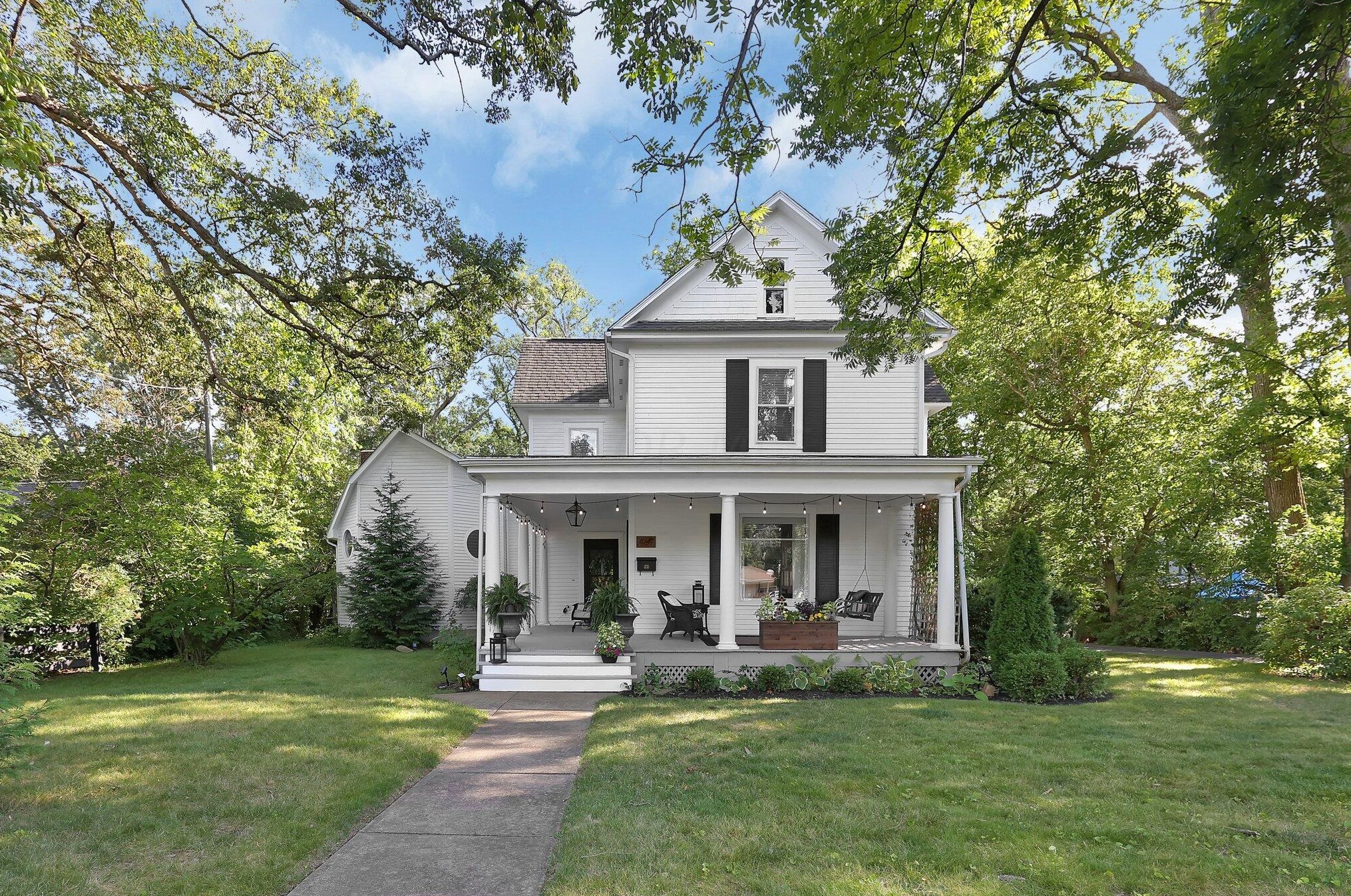 467 W Central Ave, Delaware, OH 43015