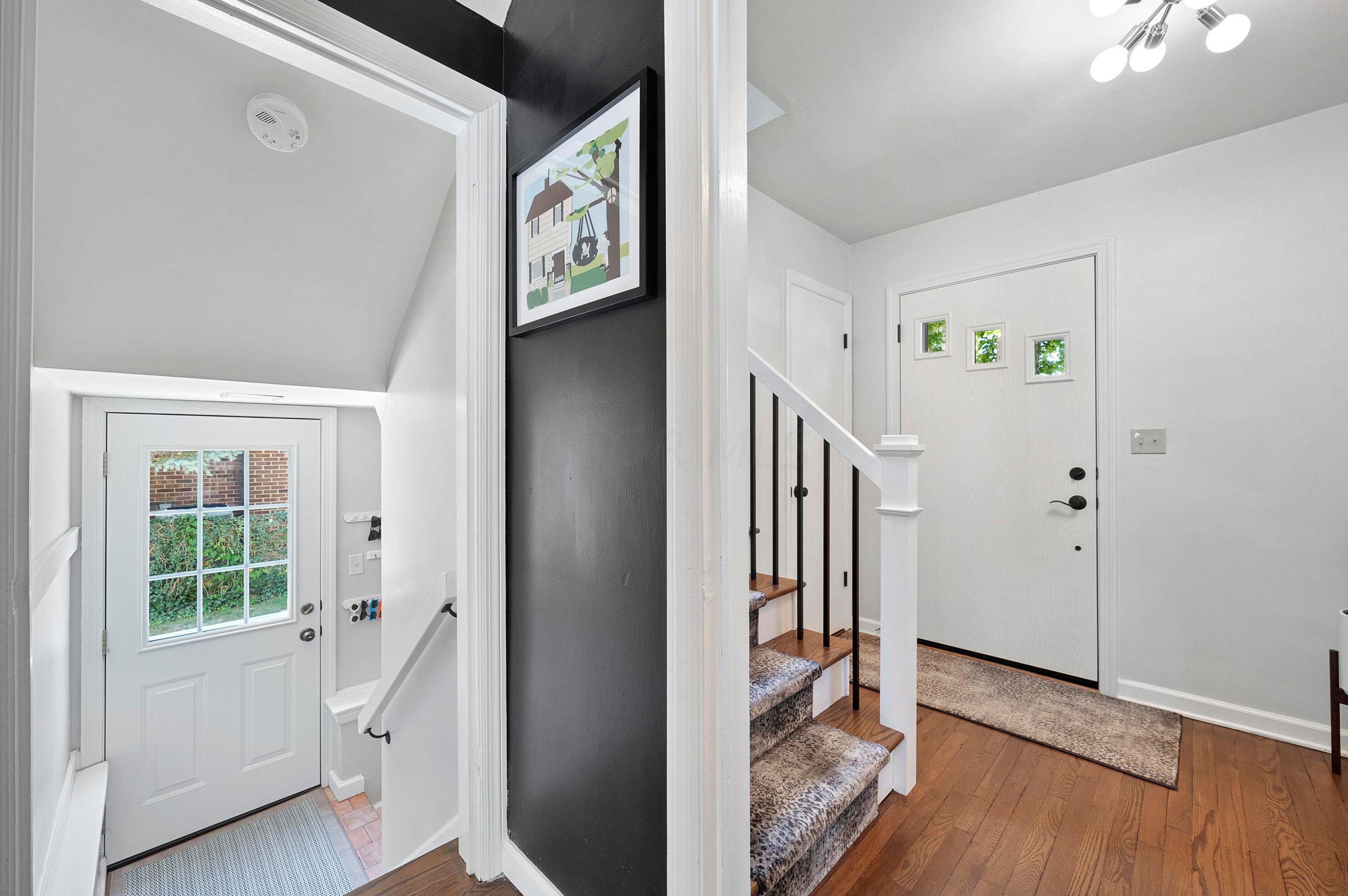 1455 Ashdowne Rd, Columbus OH 43221-3901 exterior