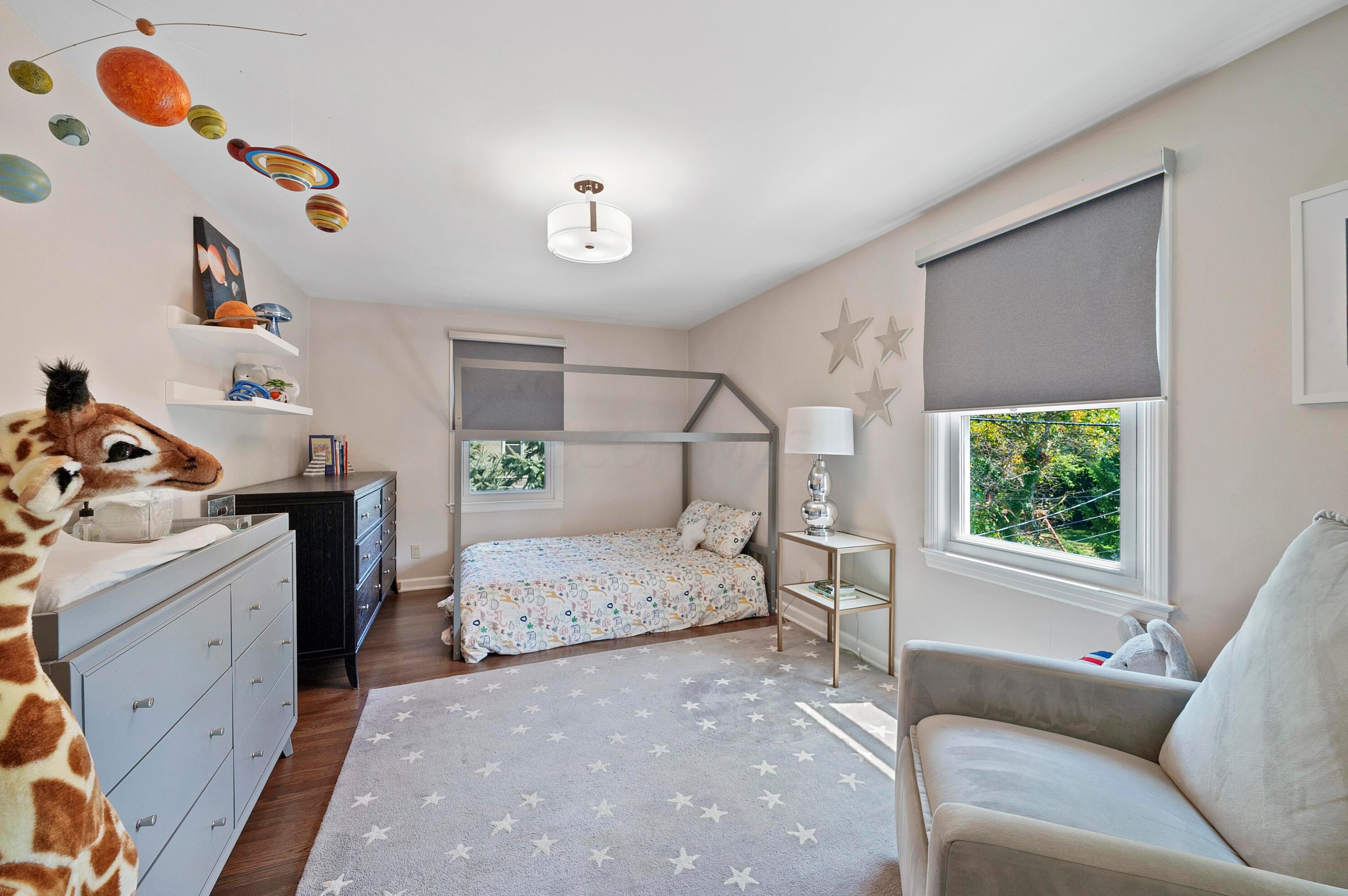 1455 Ashdowne Rd, Columbus OH 43221-3901 exterior