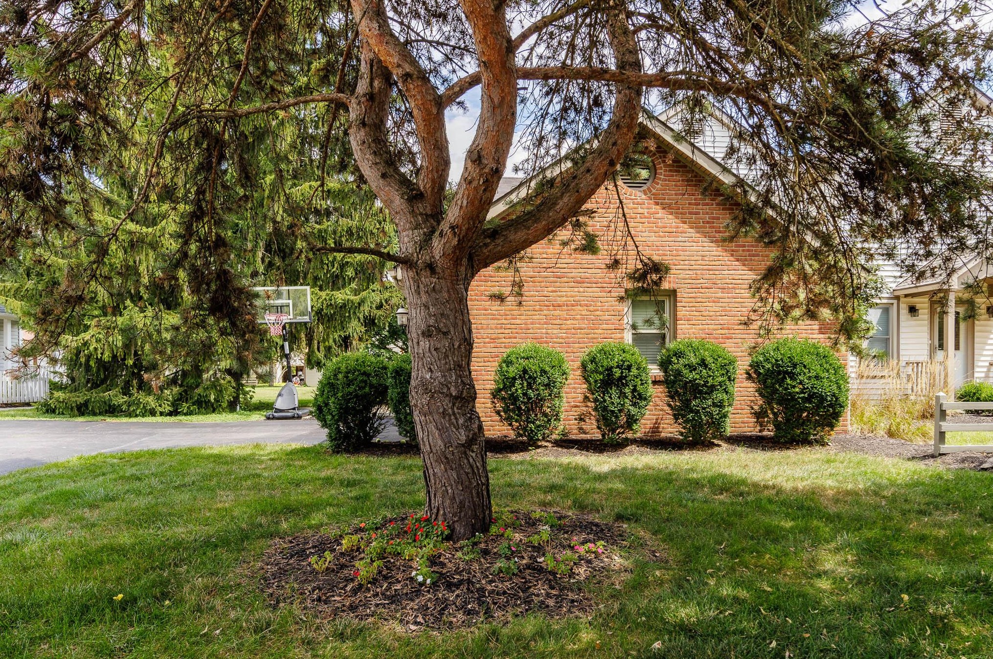 6932 Vally Down Rd, Dublin, OH 43017