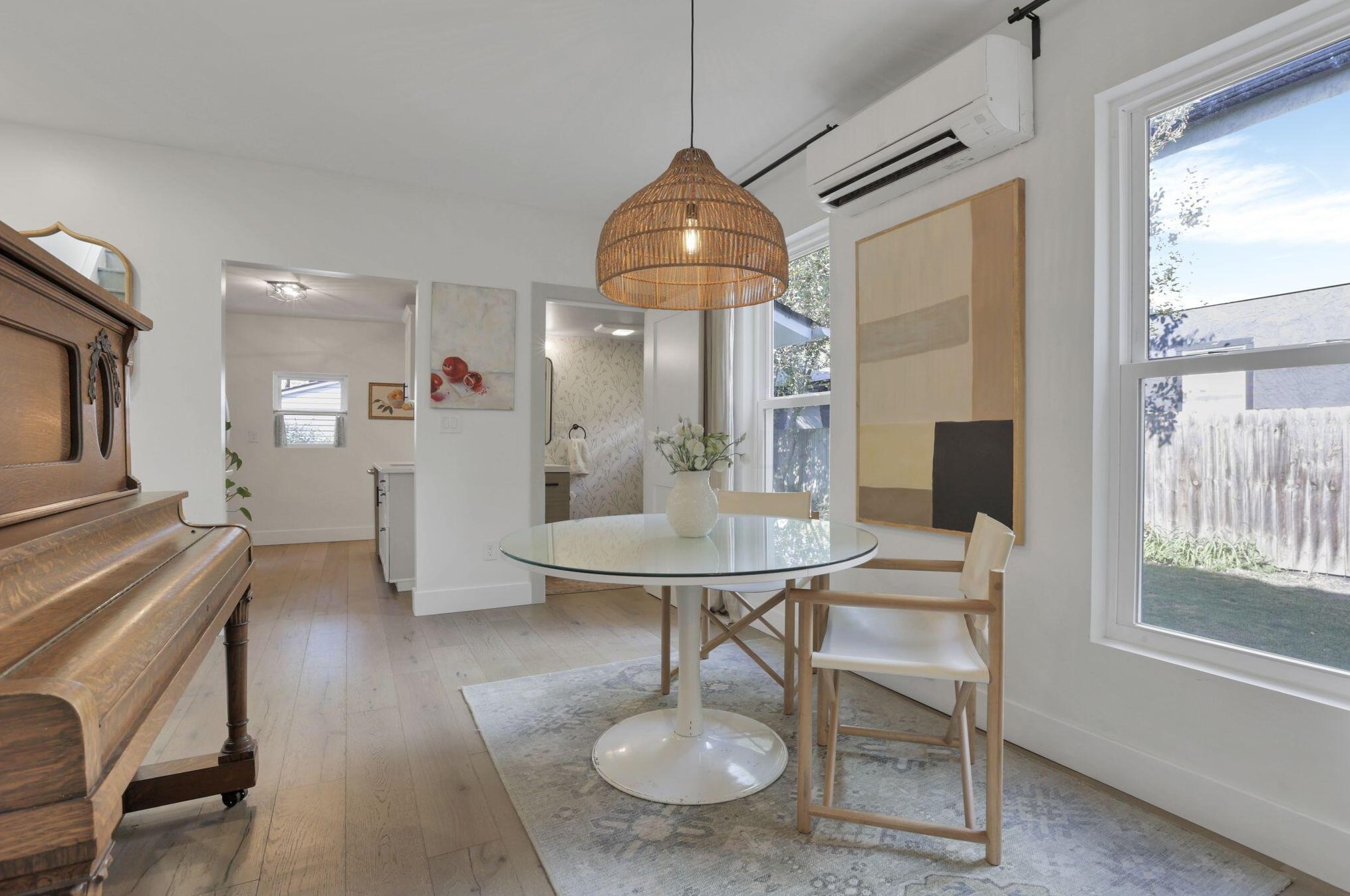 108 Pacemont Rd, Columbus OH  43202-1225 exterior