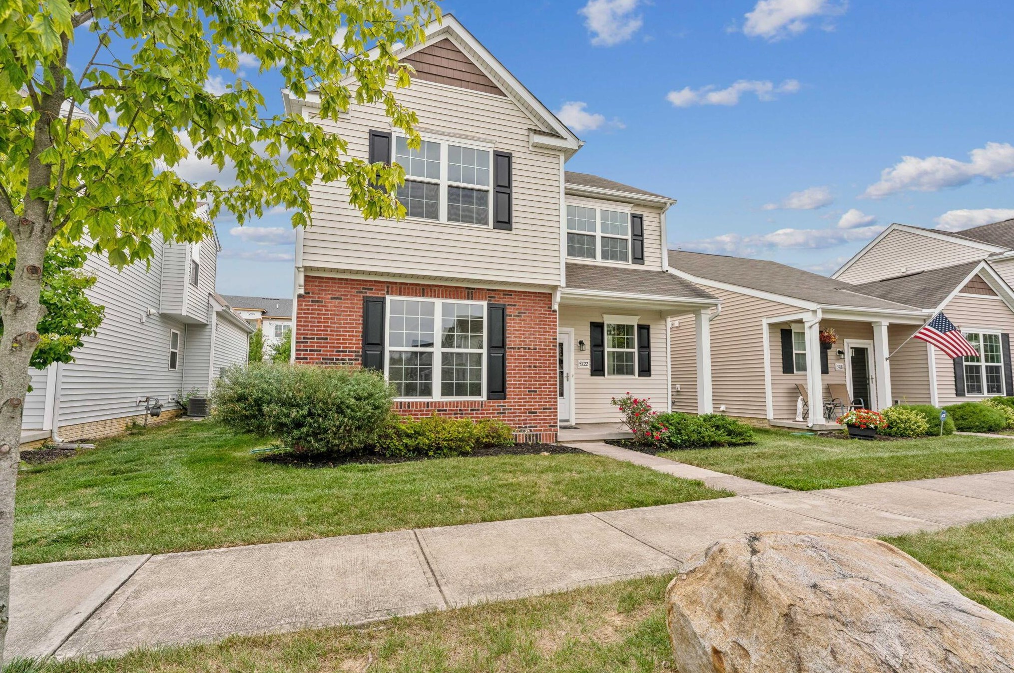 5722 Marshfield Dr, Westerville, OH 43081