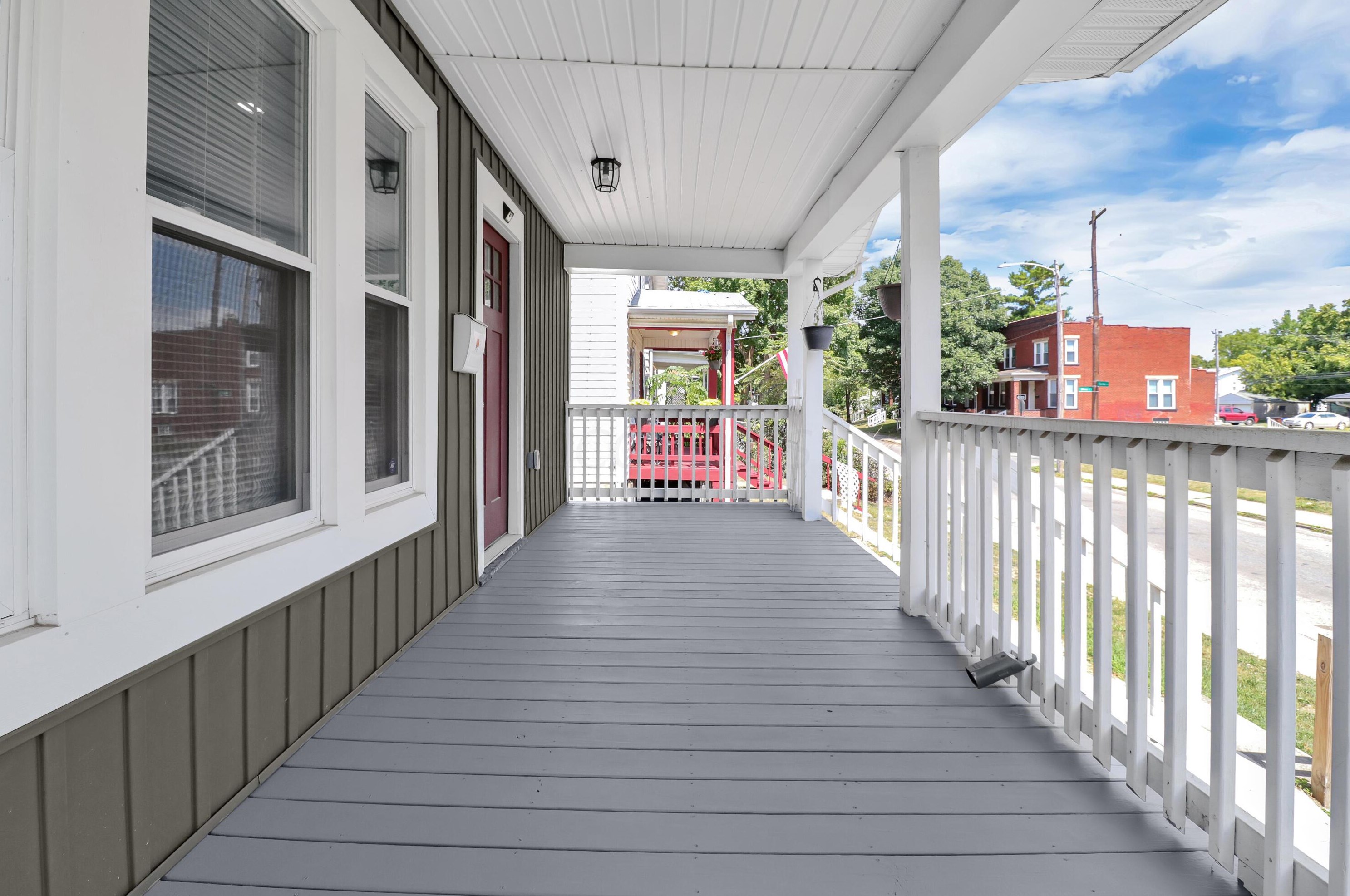 131 Eureka Ave, Columbus OH  43204-3205 exterior