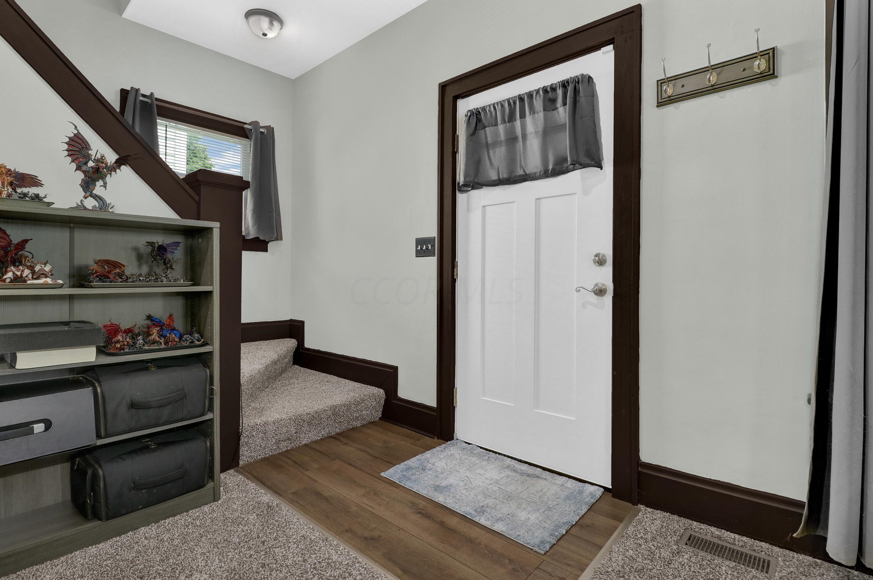 131 Eureka Ave, Columbus OH  43204-3205 exterior