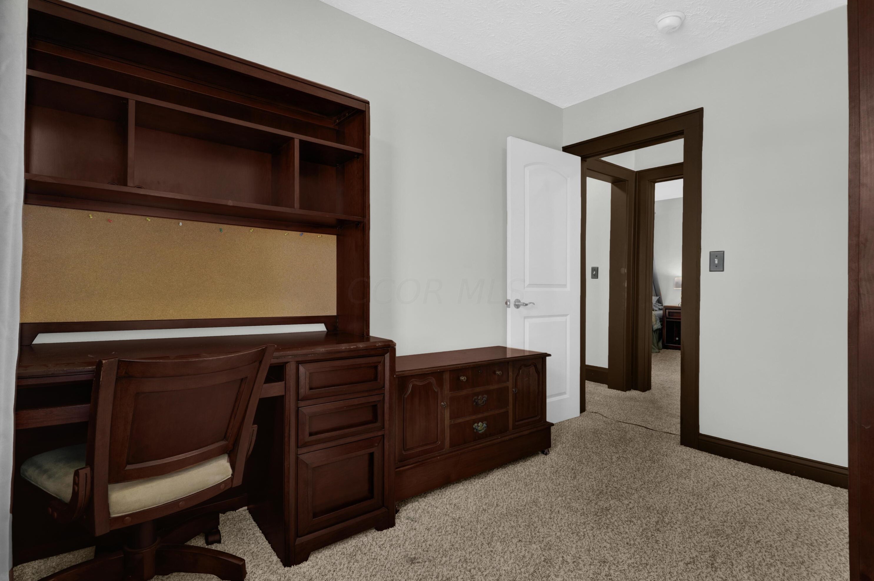 131 Eureka Ave, Columbus OH  43204-3205 exterior