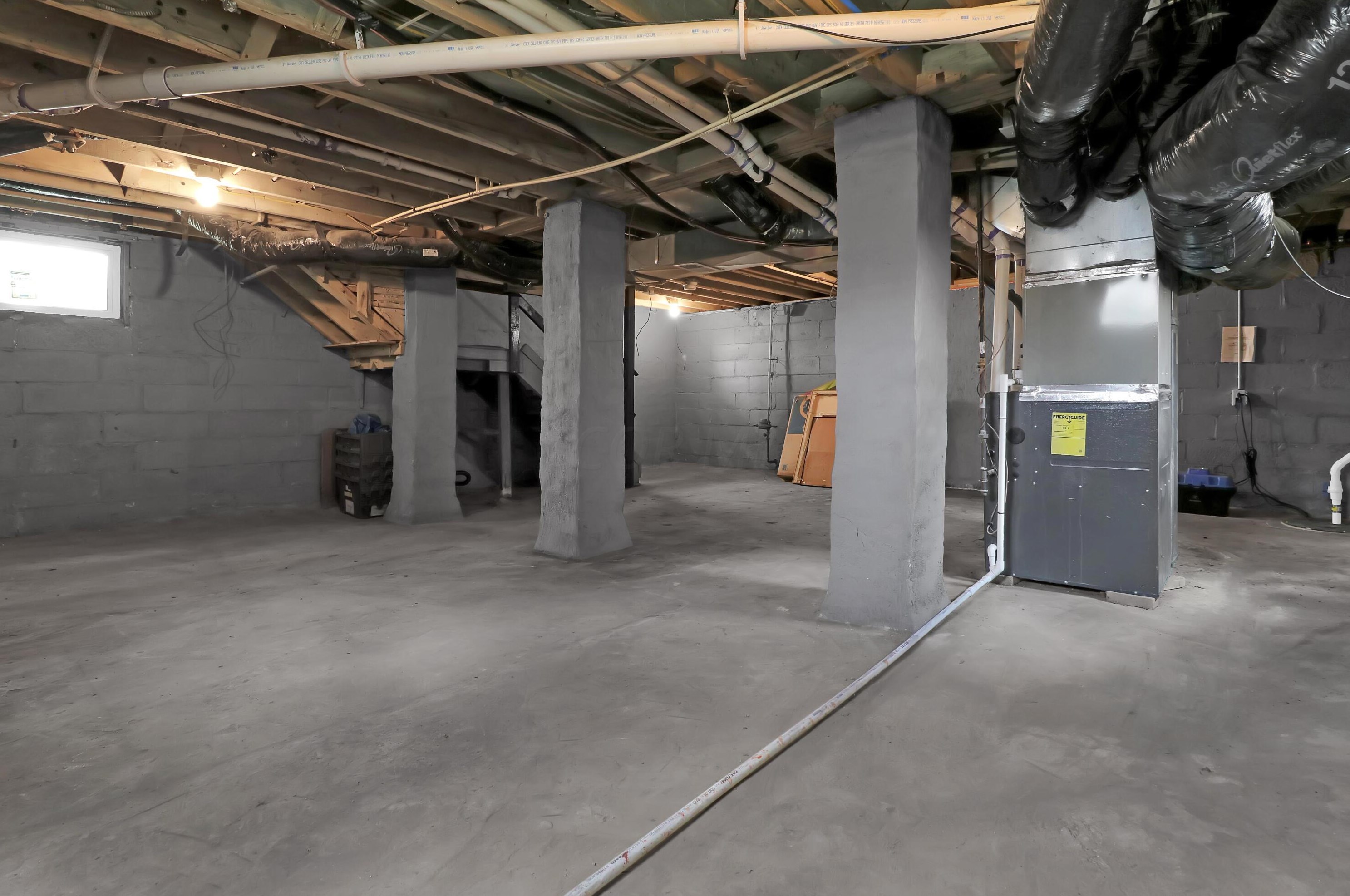 131 Eureka Ave, Columbus OH  43204-3205 exterior