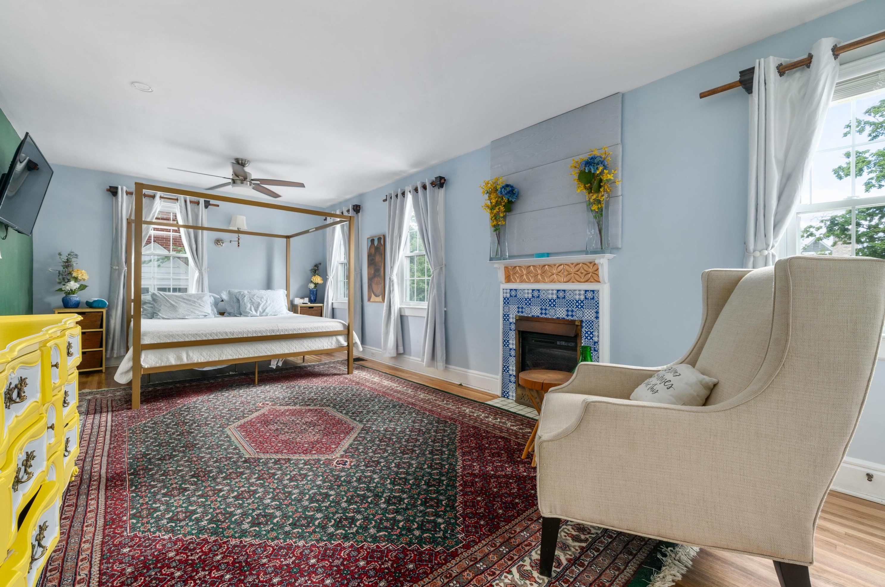 2615 Brentwood Rd, Columbus OH 43209-2218 exterior