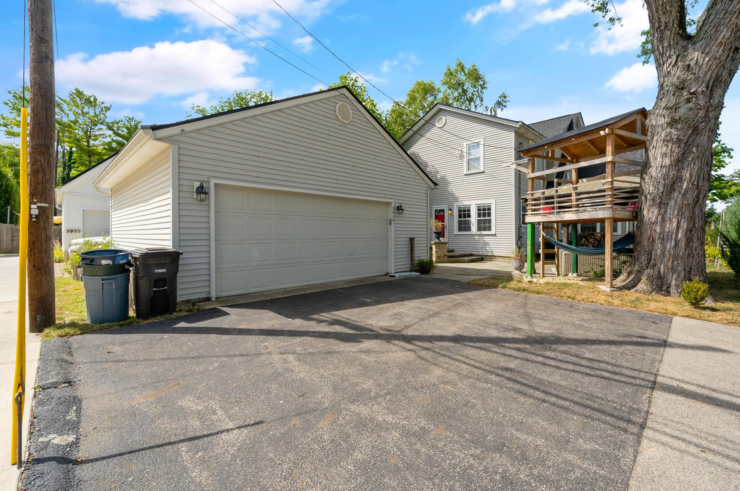 2615 Brentwood Rd, Columbus OH 43209-2218 exterior