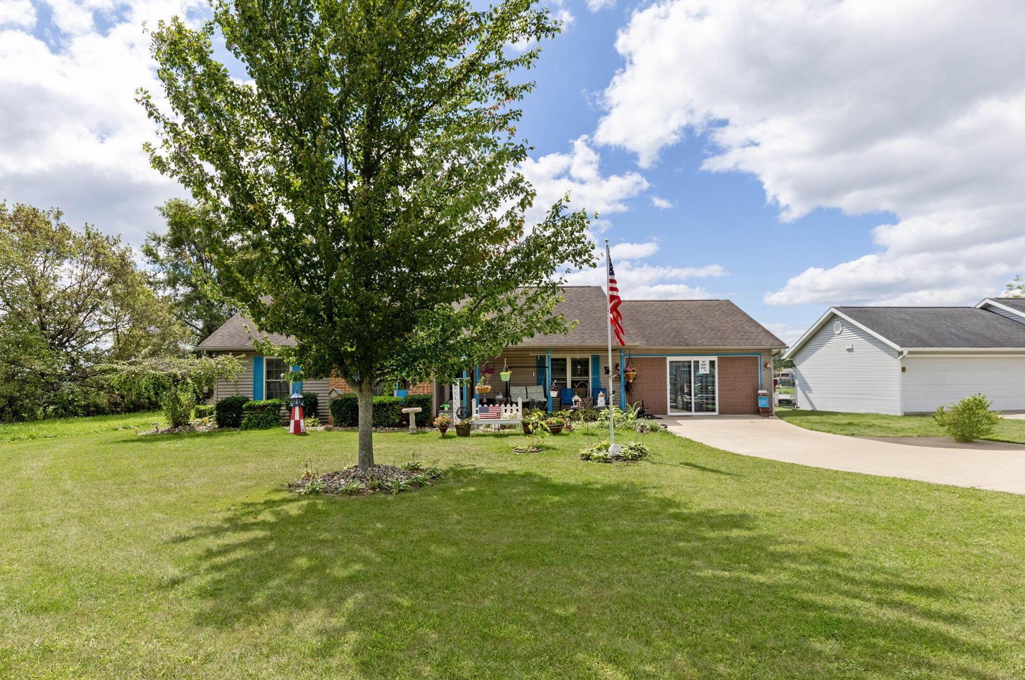 1373 E Beal Ave, Bucyrus, OH 44820