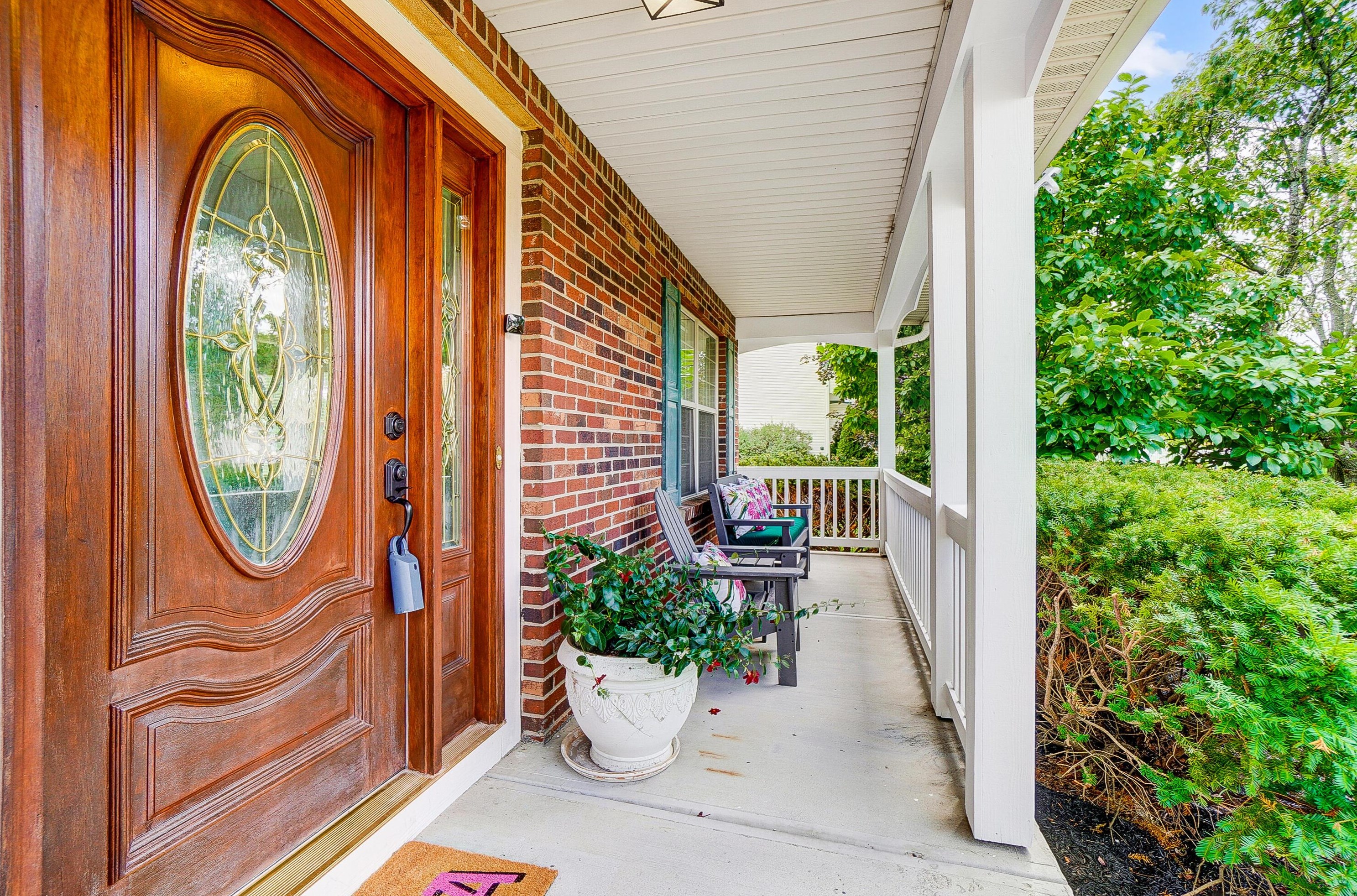 5554 Bunstine Dr, Westerville, OH 43081