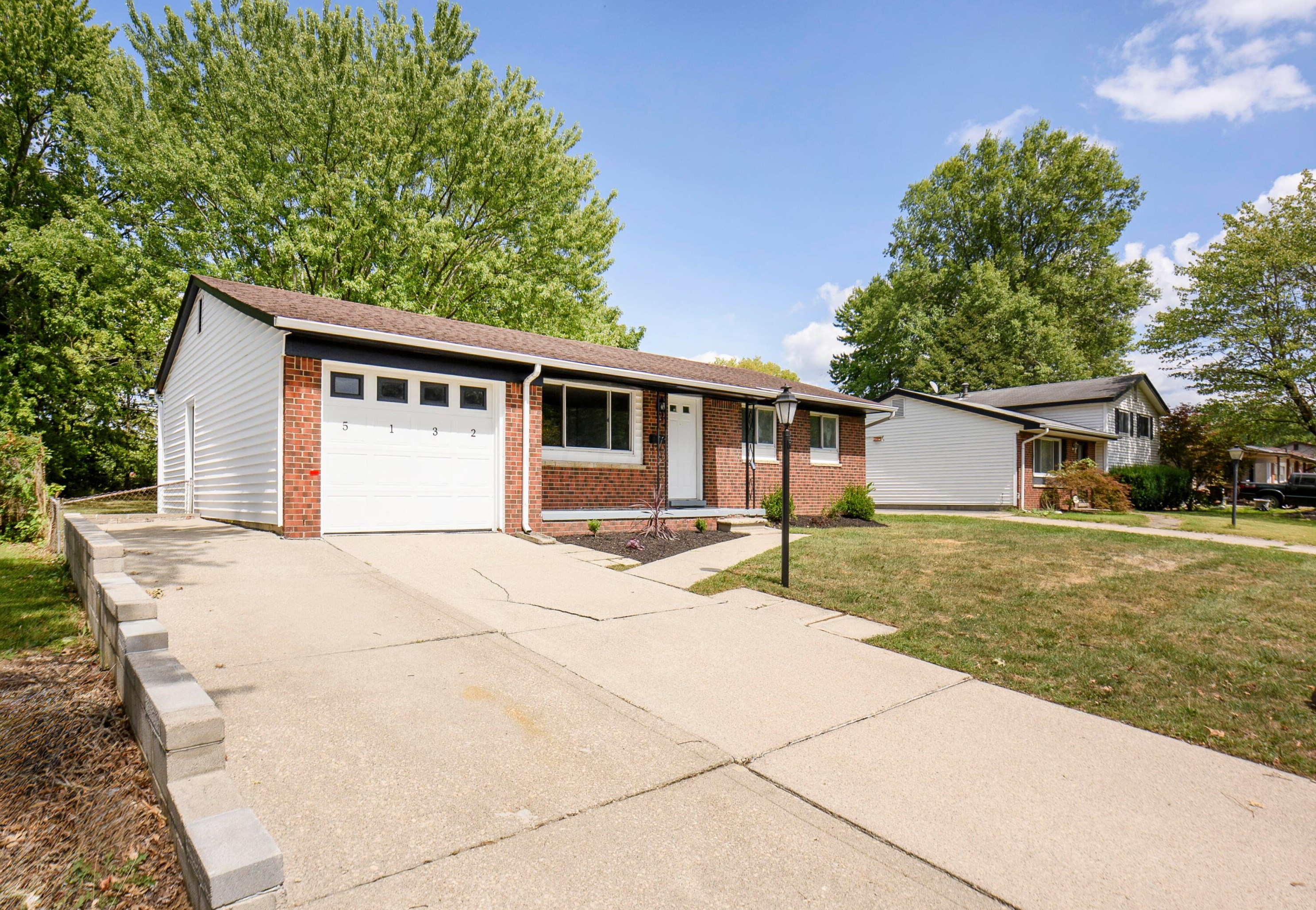 5132 Botsford Dr, Columbus OH 43232-4507 exterior