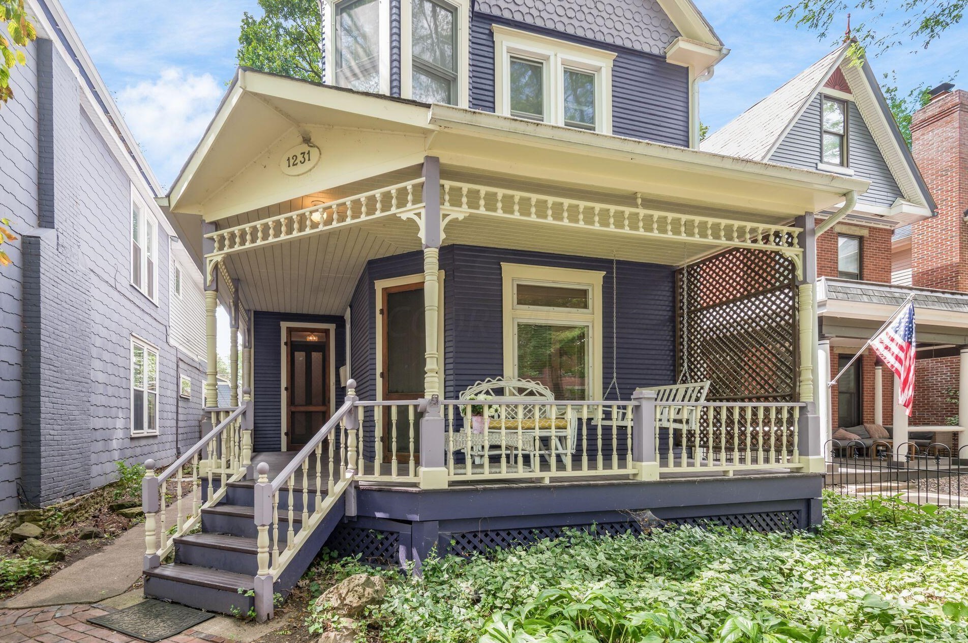 1231 Harrison Ave, Columbus, OH 43201-3113
