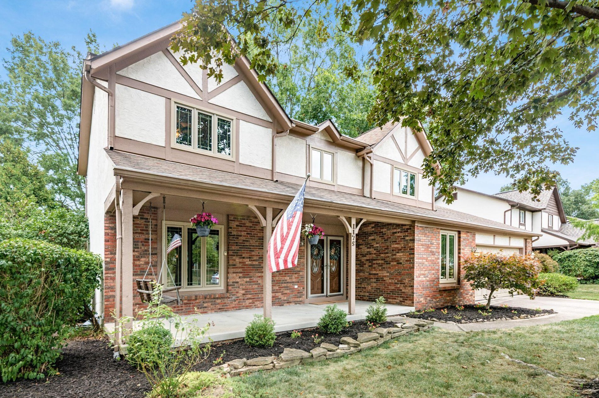 1175 Chatham Ridge Rd, Westerville, OH 43081