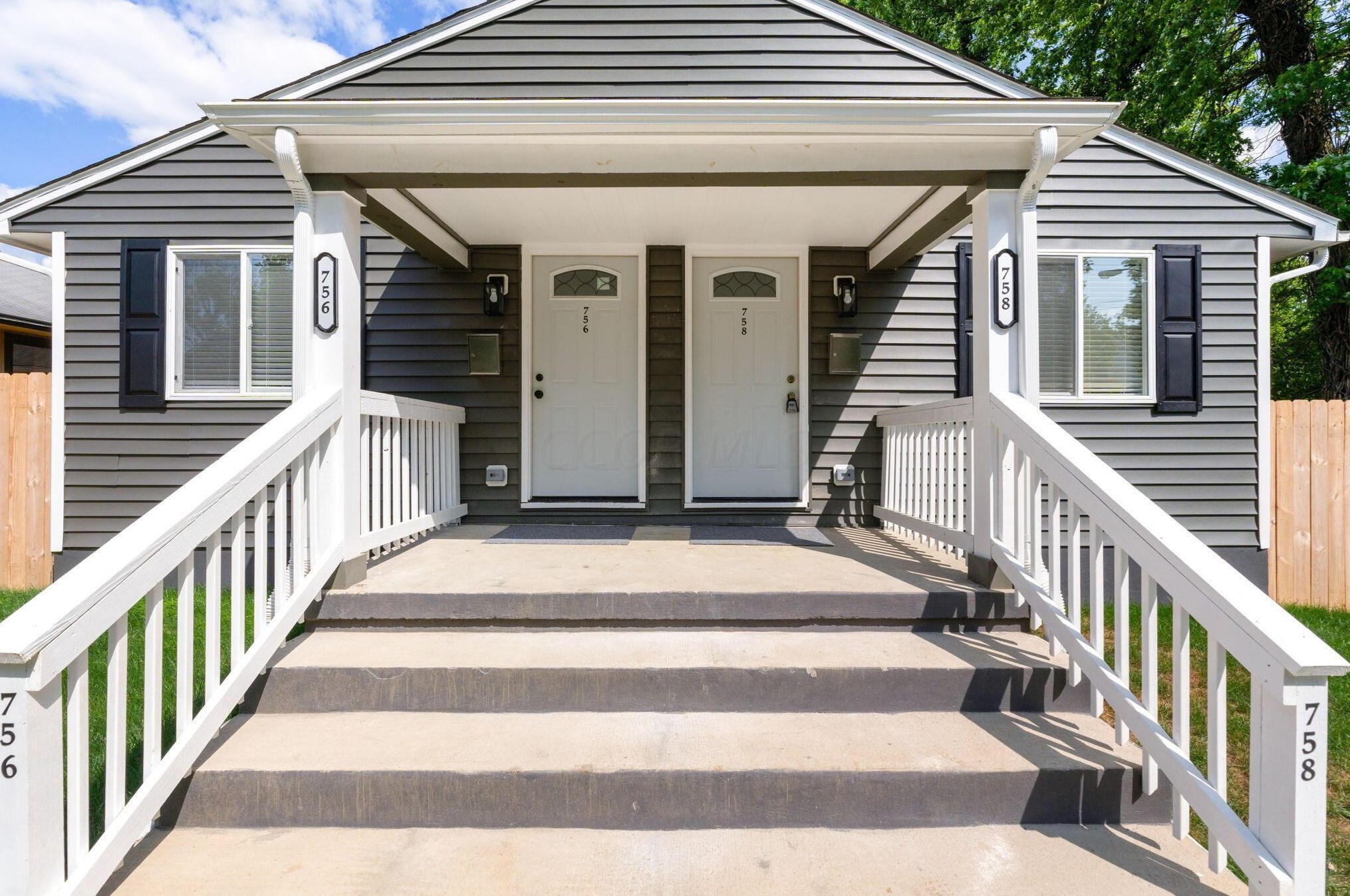 756 Lilley Ave, Columbus OH  43205-2928 exterior