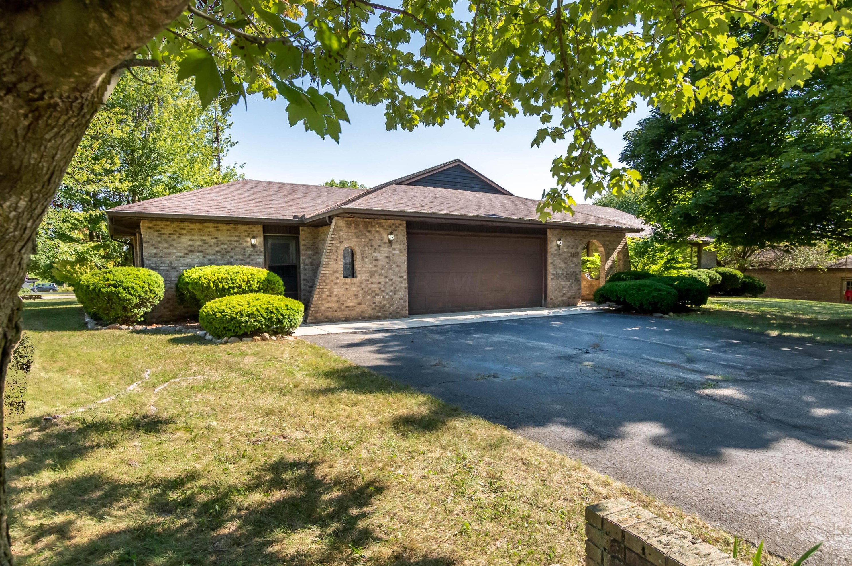 3156 Pueblo Dr, London, OH 43140