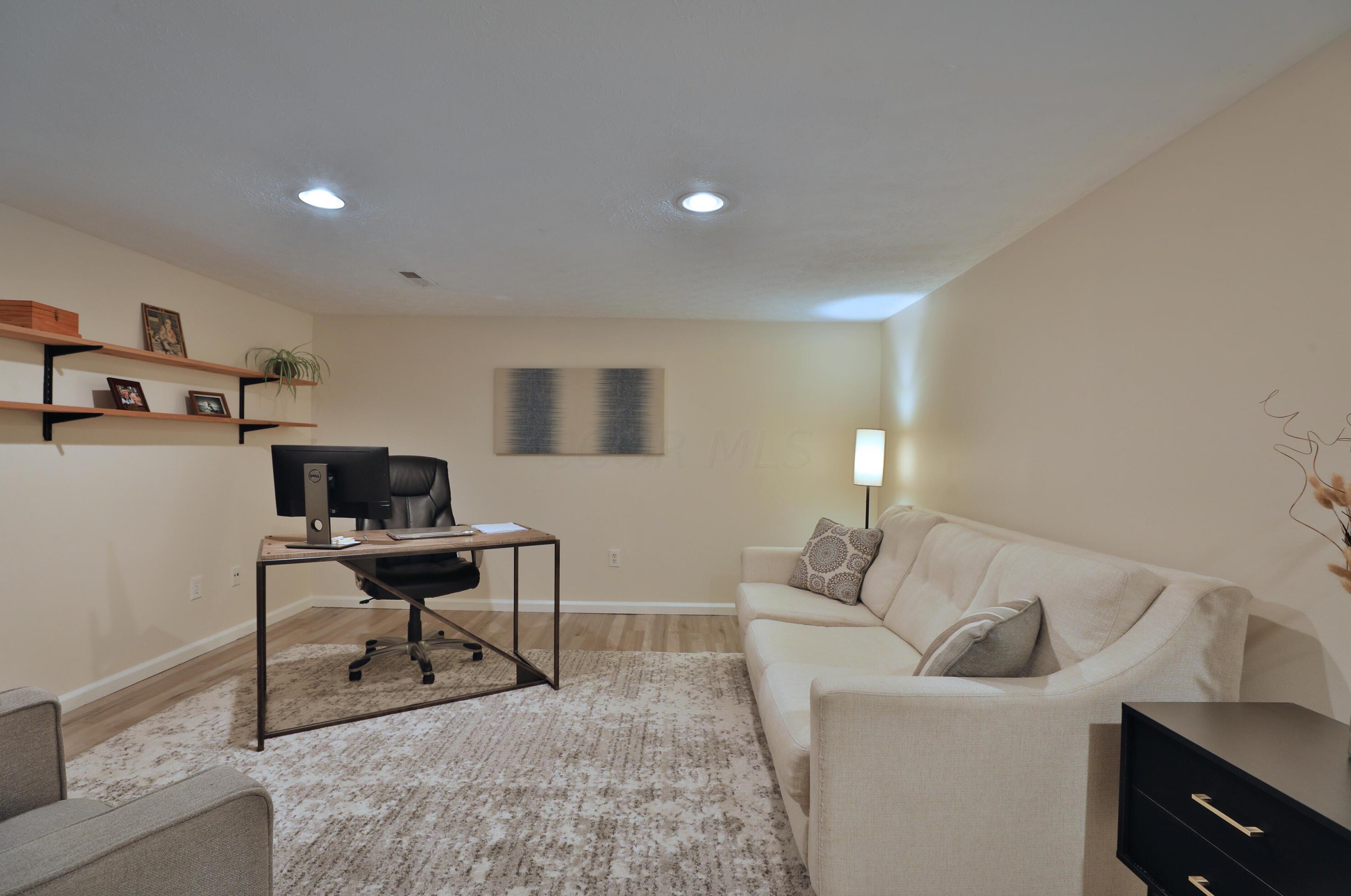 3387 Fishinger Mill Dr, Hilliard OH 43026-9306 exterior