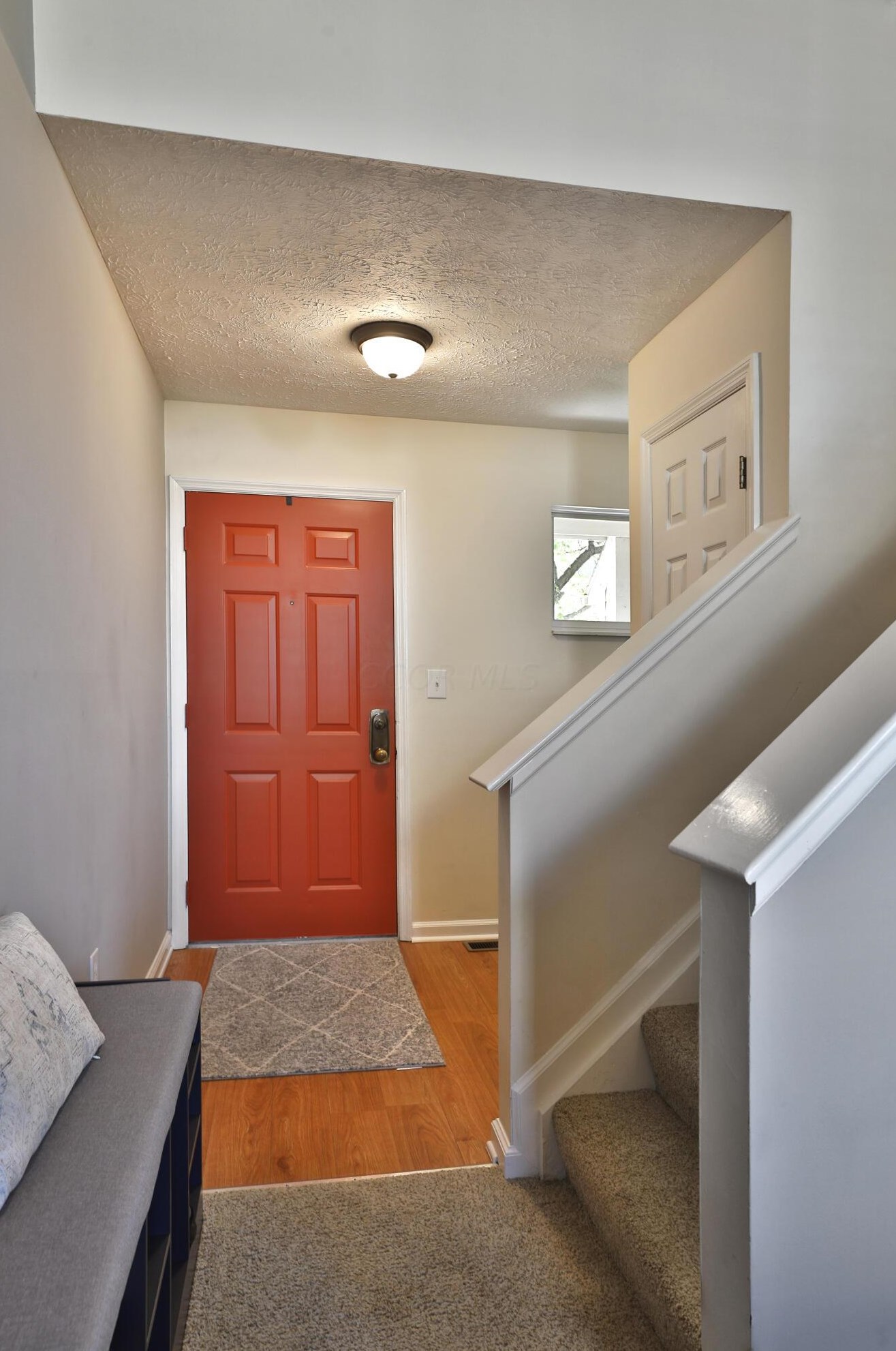 3387 Fishinger Mill Dr, Hilliard OH 43026-9306 exterior