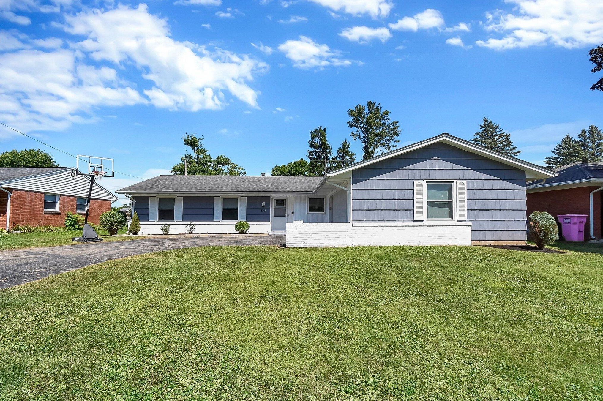 202 Hampton Rd, Mansfield, OH 44904