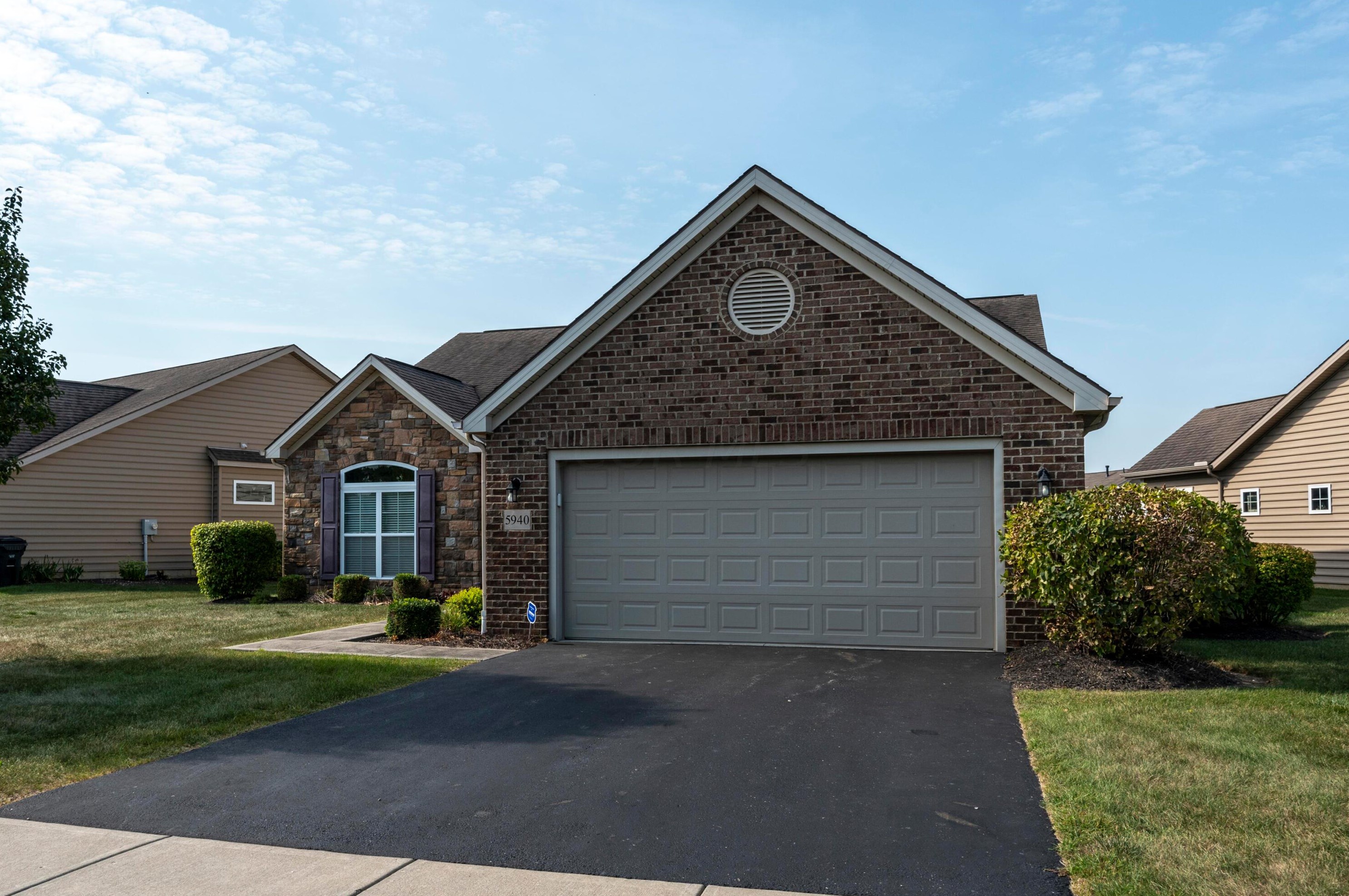 5940 Parchment Dr, Westerville, OH 43081