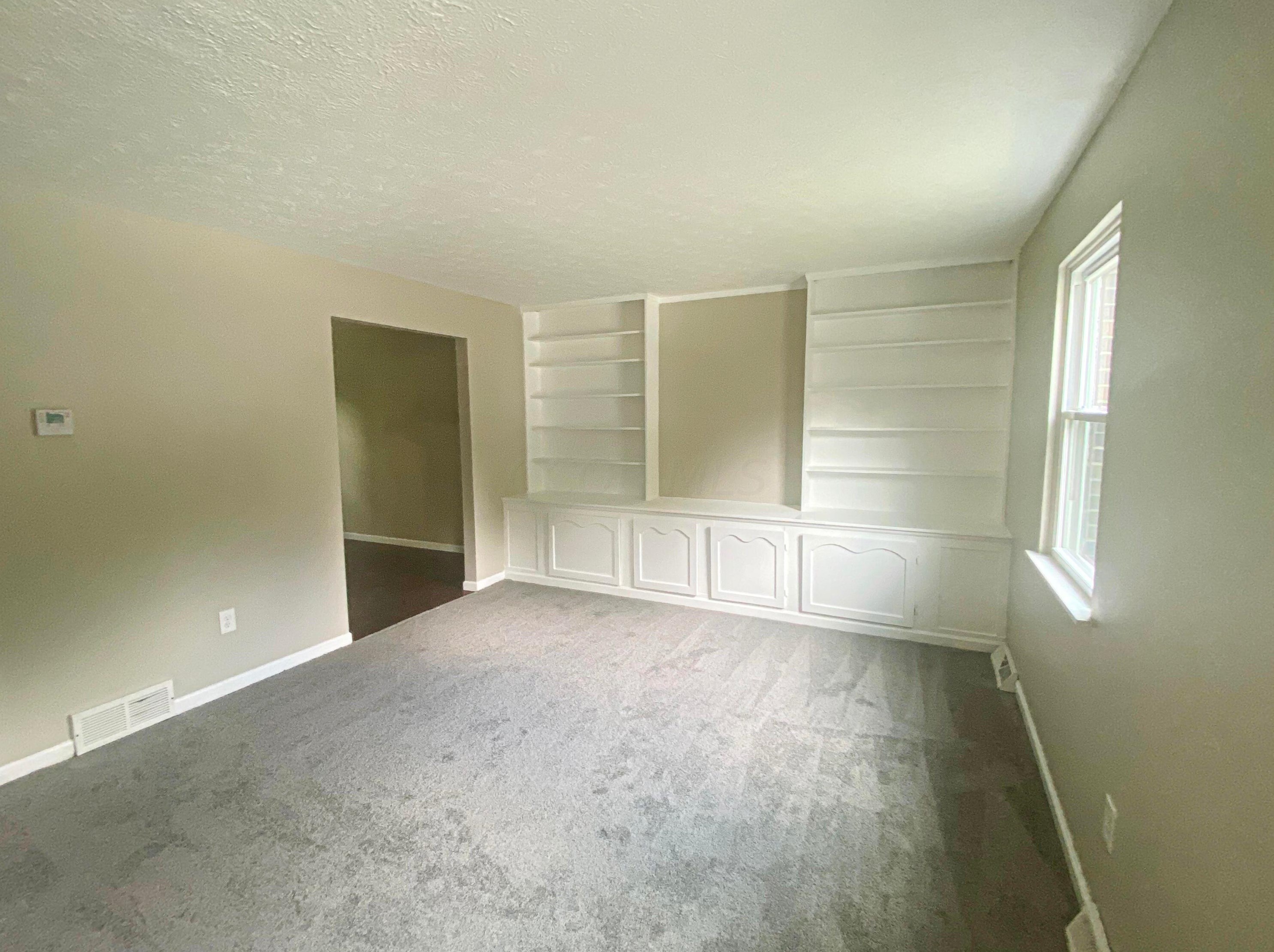6482 Jessamine Ct, Westerville, OH 43081