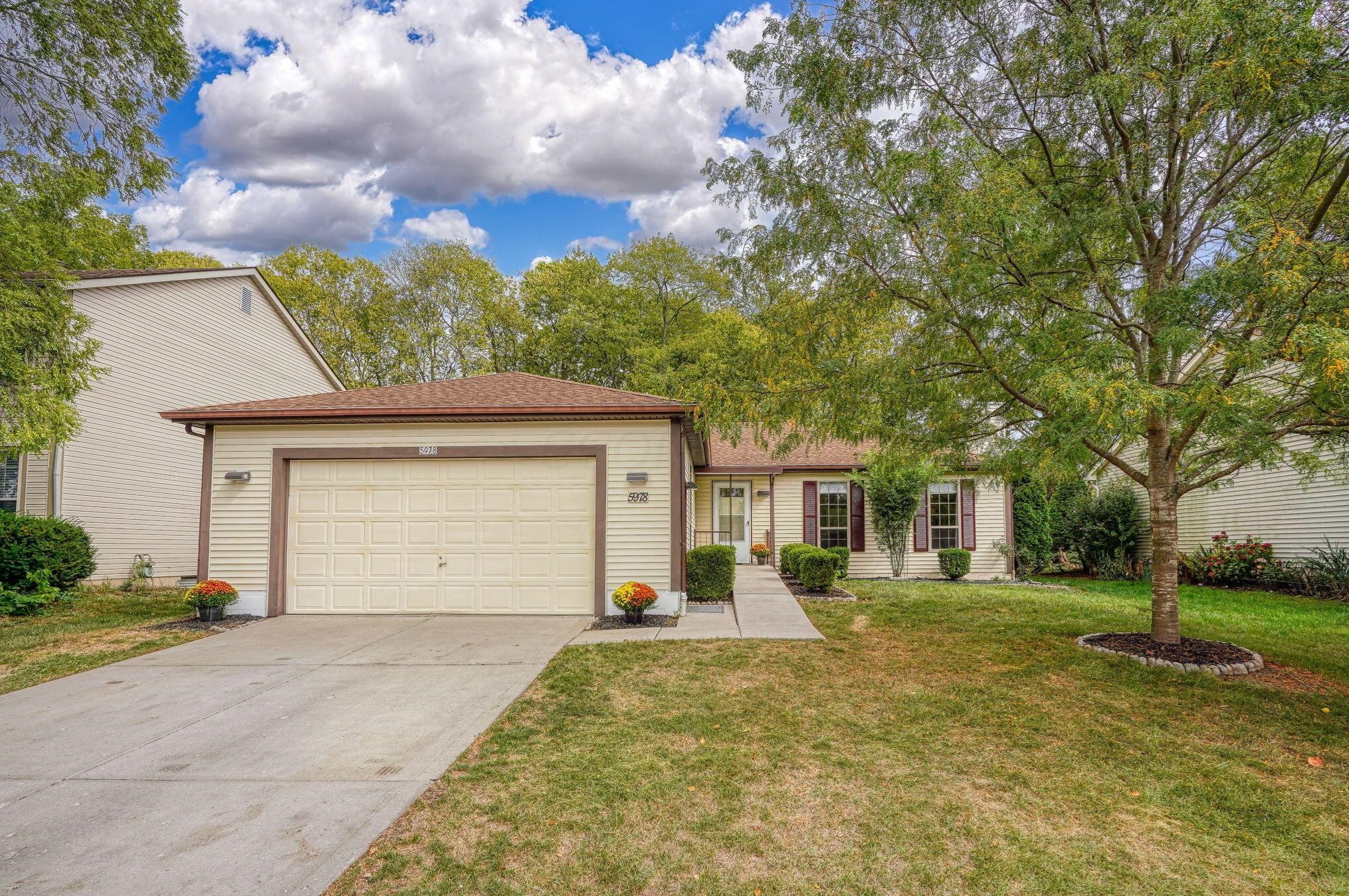 5978 Abbey Church Rd, Dublin, OH 43017