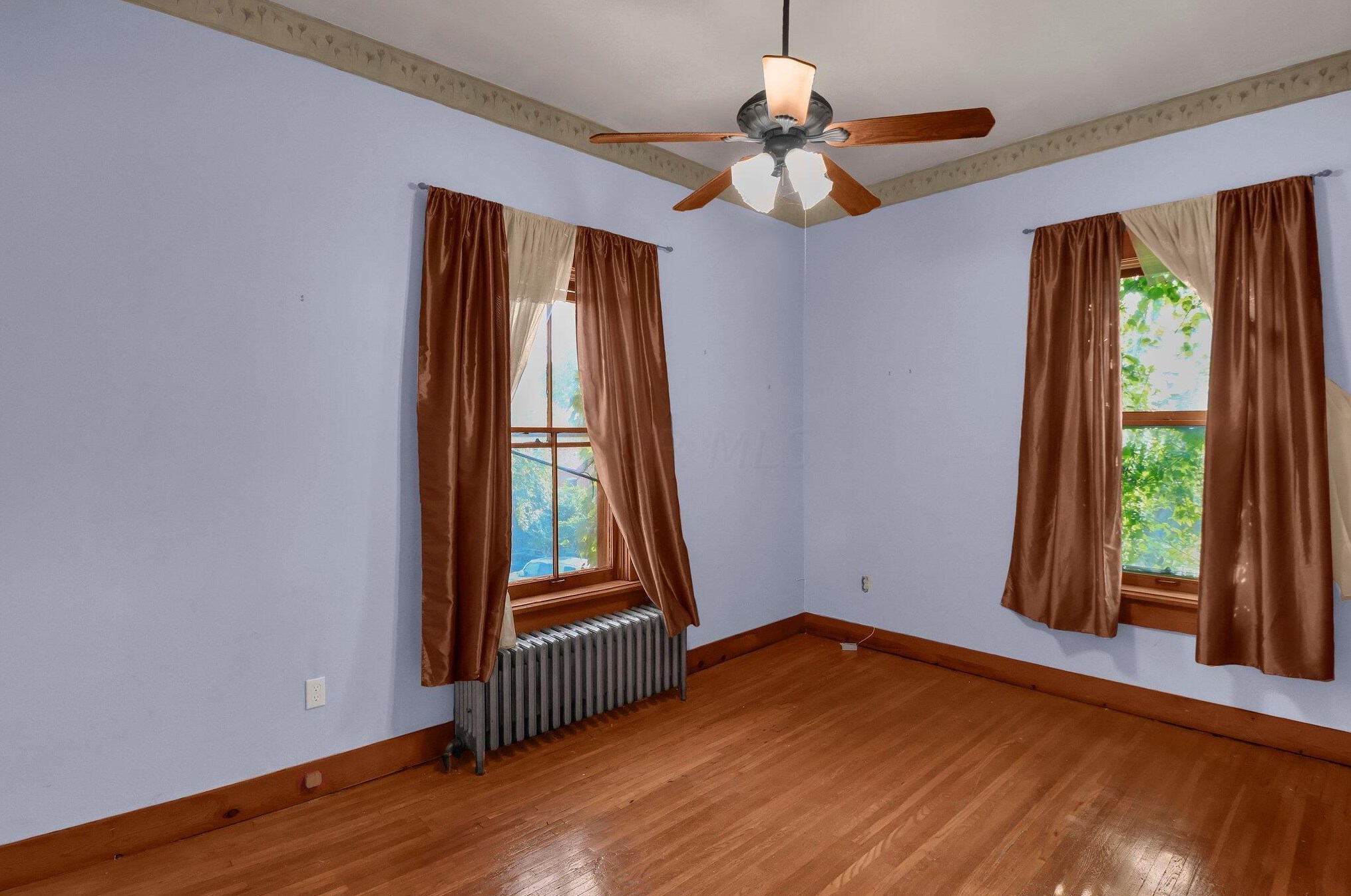 865 Franklin Ave, Columbus OH 43205-1138 exterior