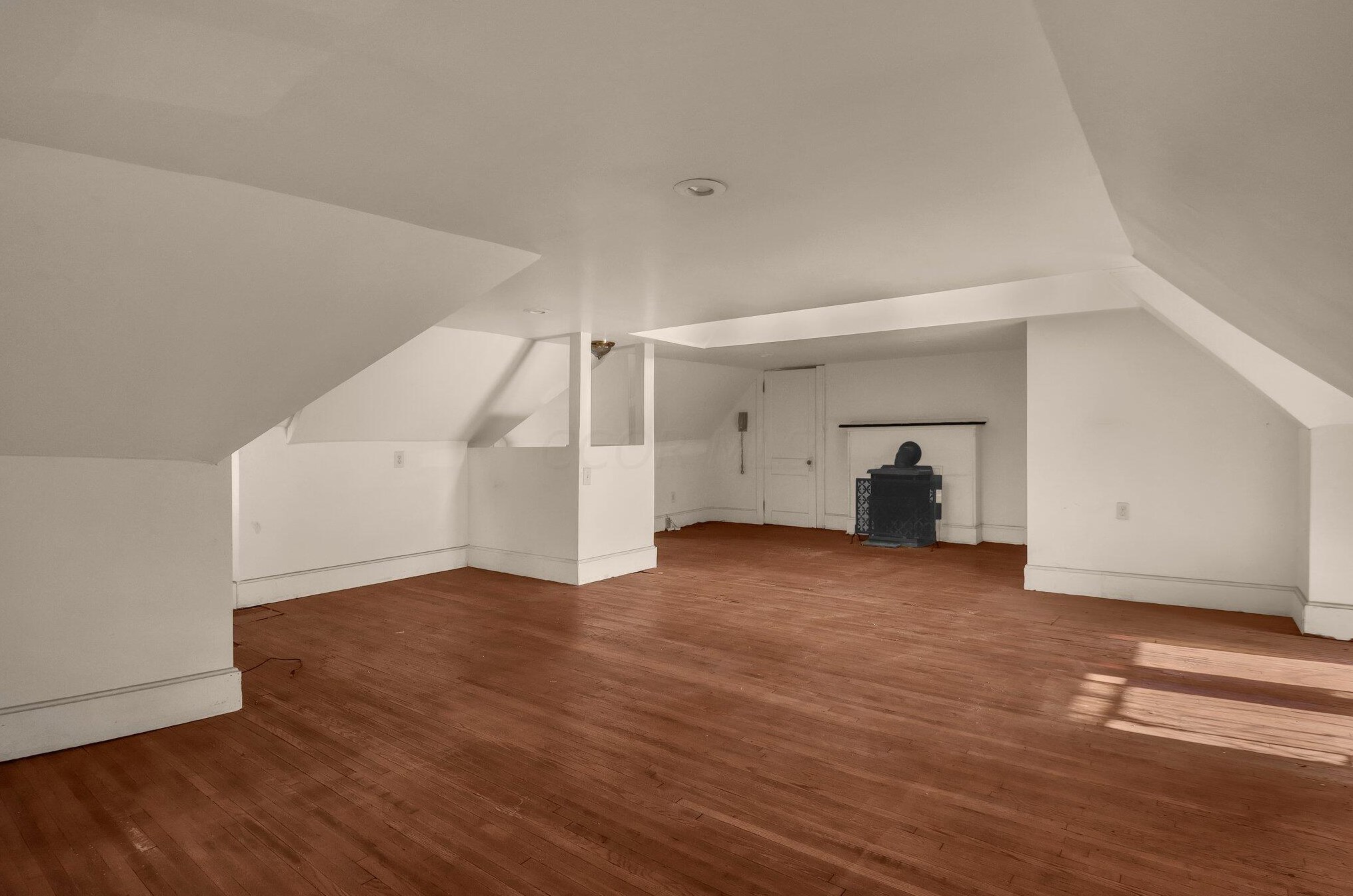 865 Franklin Ave, Columbus OH 43205-1138 exterior