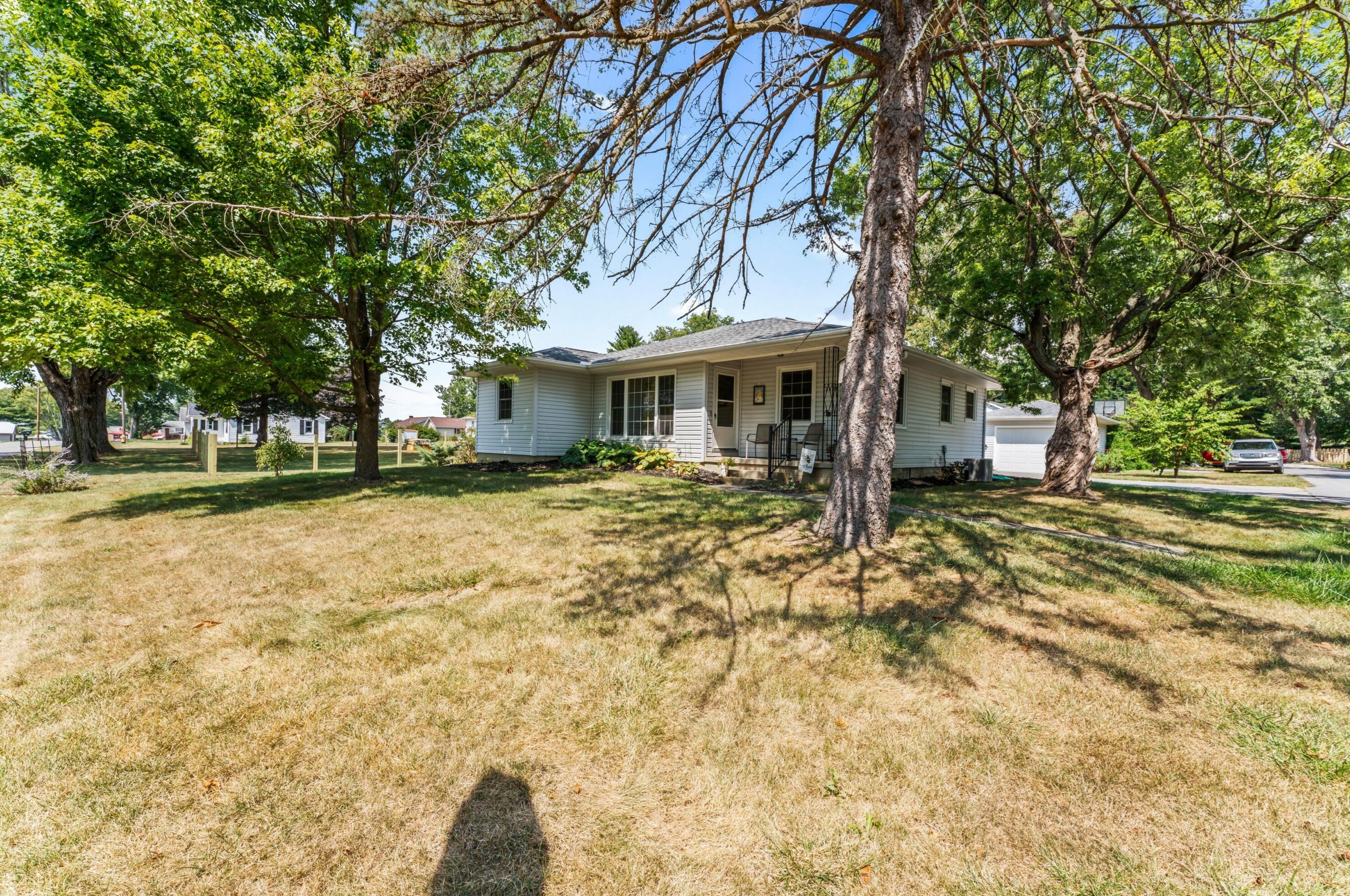 2642 Summit St, Millersport, OH 43046