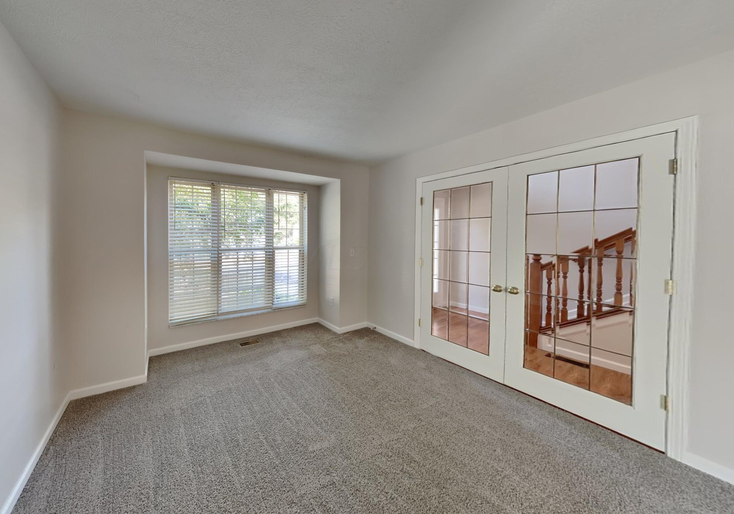 990 Gray Dr, Pickerington, OH 43147