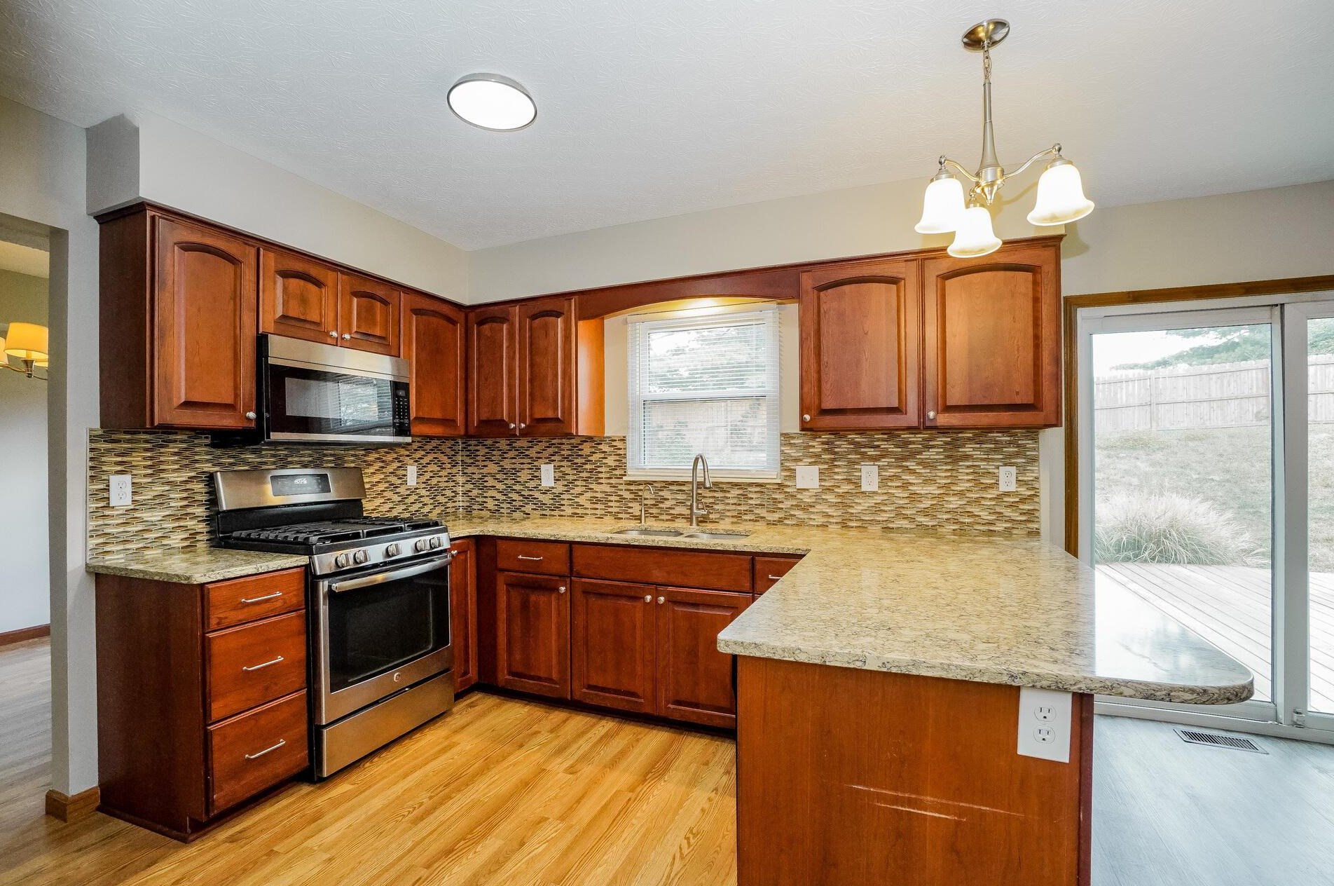 5236 Nightshadow Dr, Westerville, OH 43081
