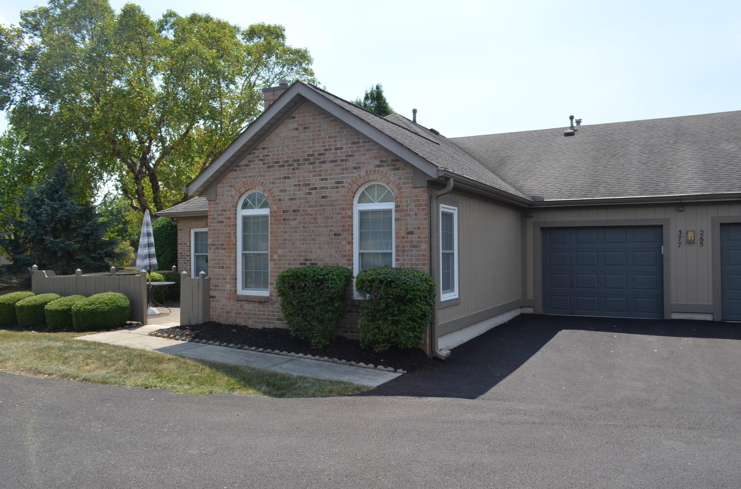 377 Windemere Cir, Westerville, OH 43082