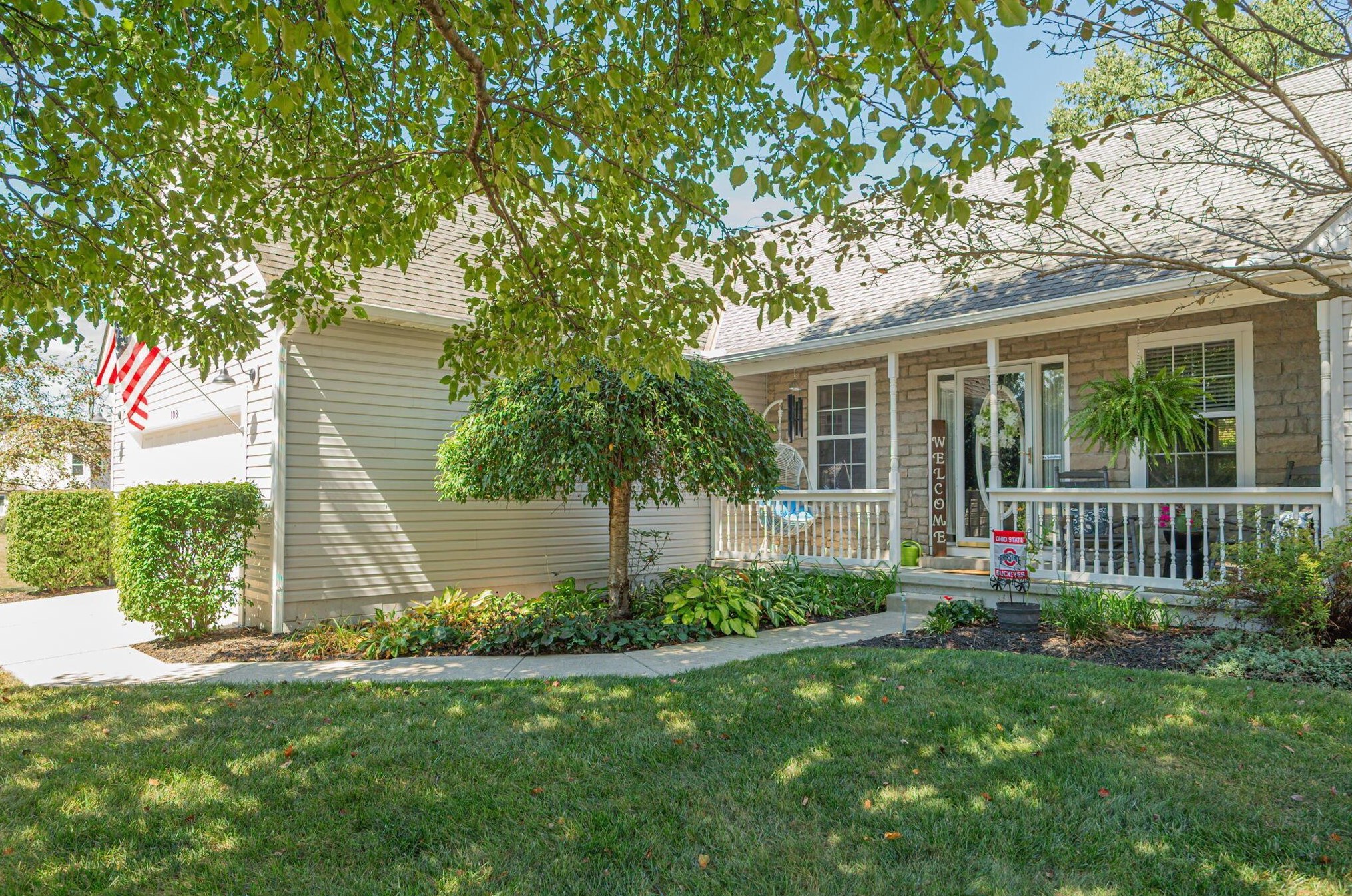 108 Shawnee Loop N, Pataskala, OH 43062