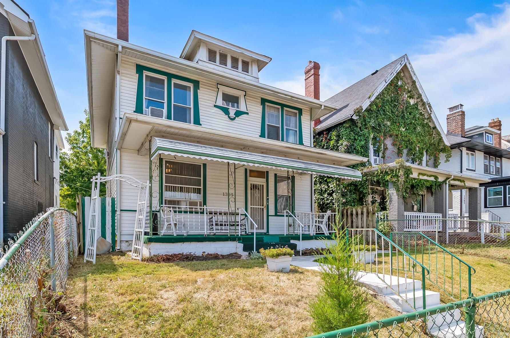 1395 Long St, Columbus, OH 43203-1990