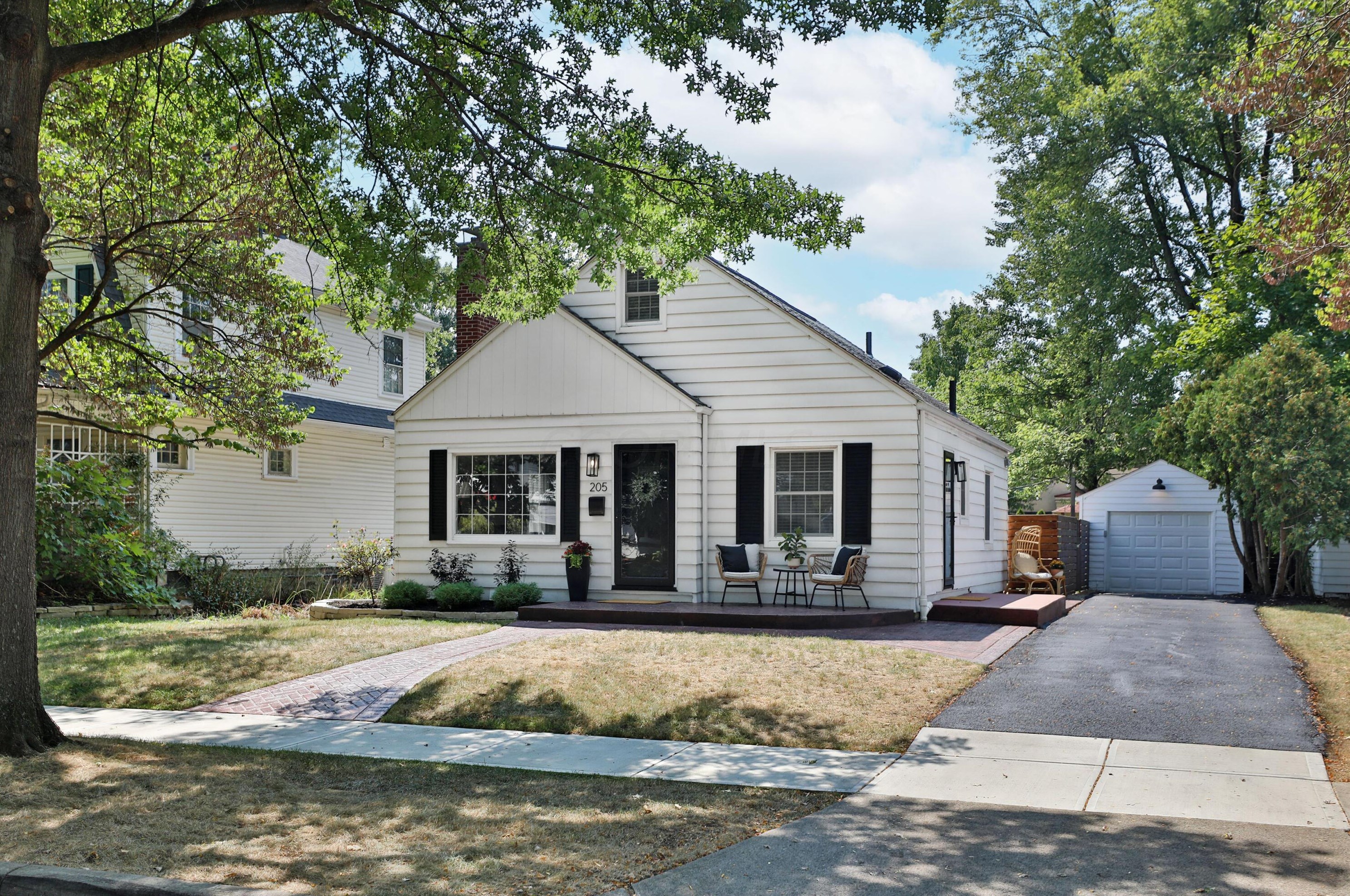 205 Arden Rd, Columbus OH  43214-3719 exterior