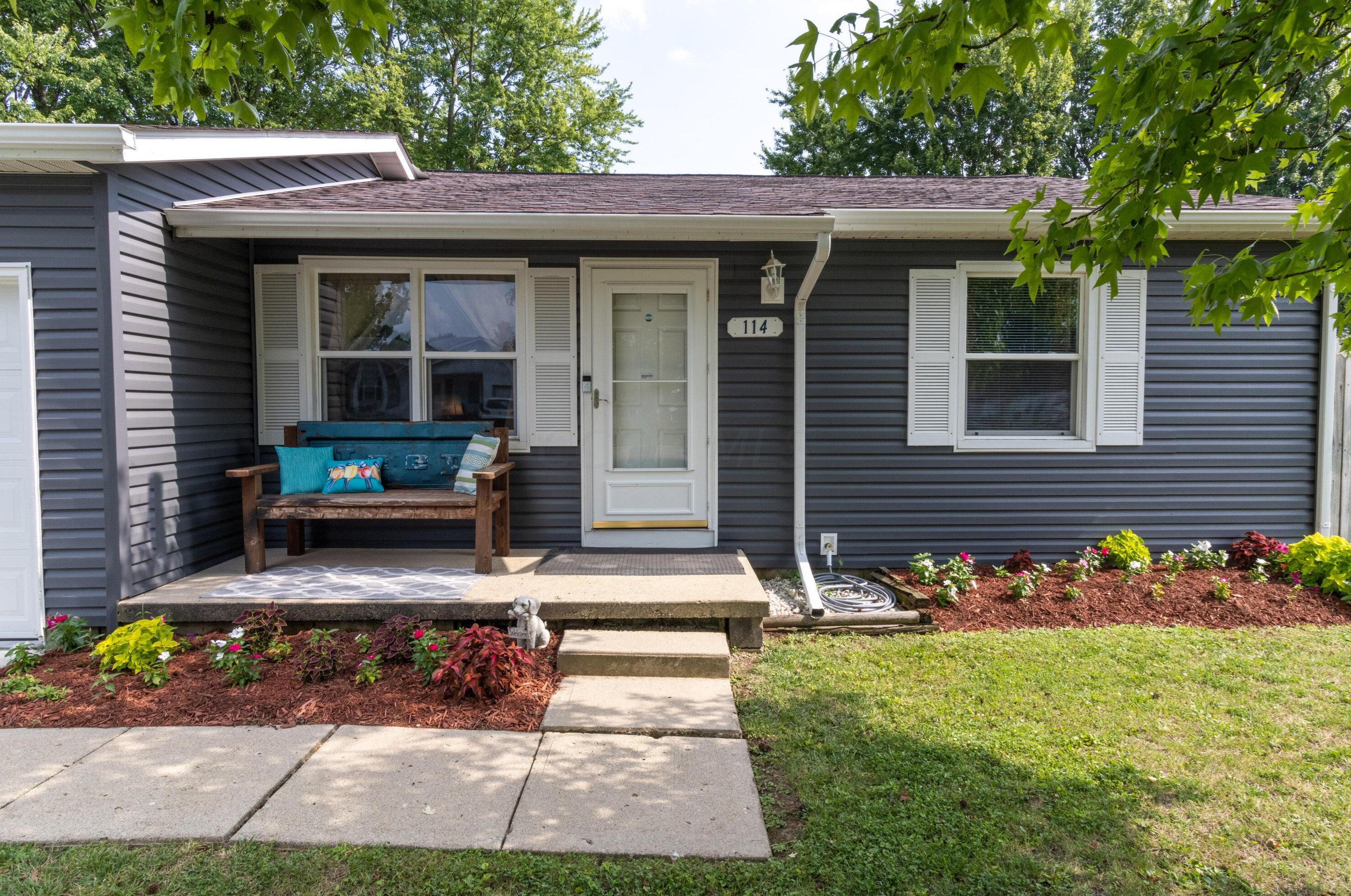 114 Dover Rd, London, OH 43140