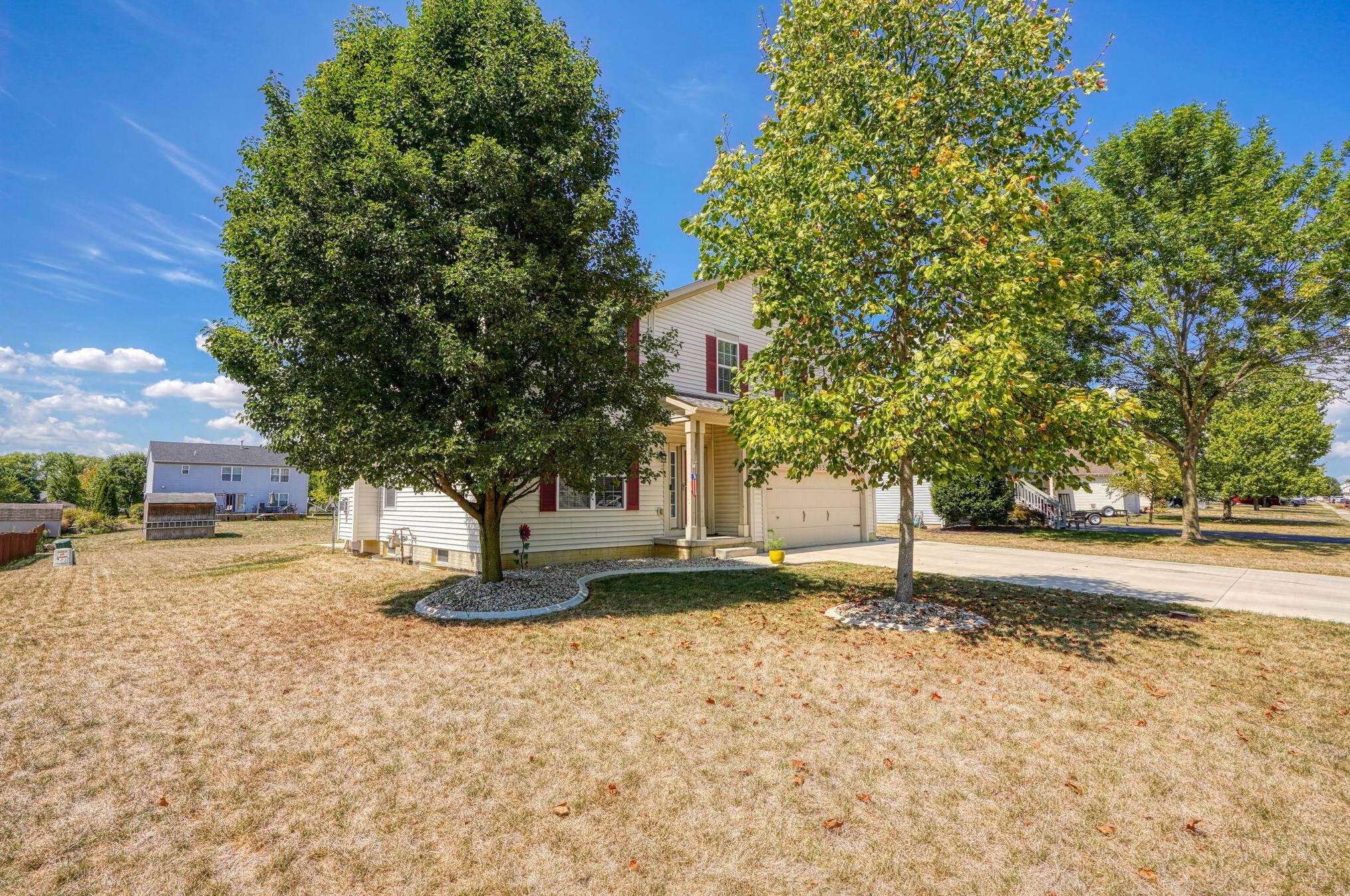 555 Princeton St, Ashville, OH 43103