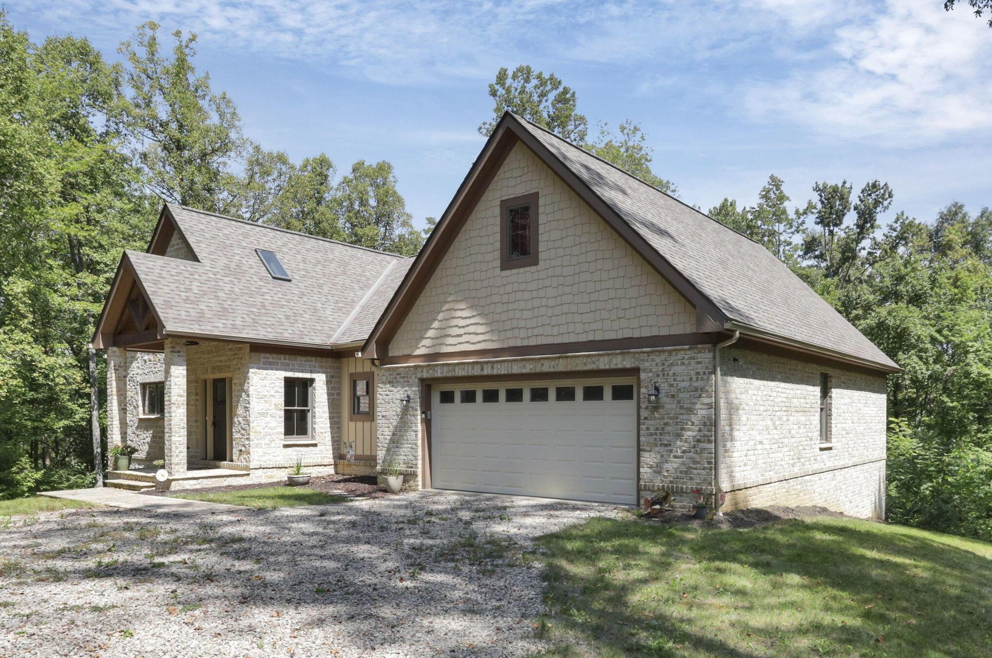25242 Amerine Rd, Laurelville, OH 43152
