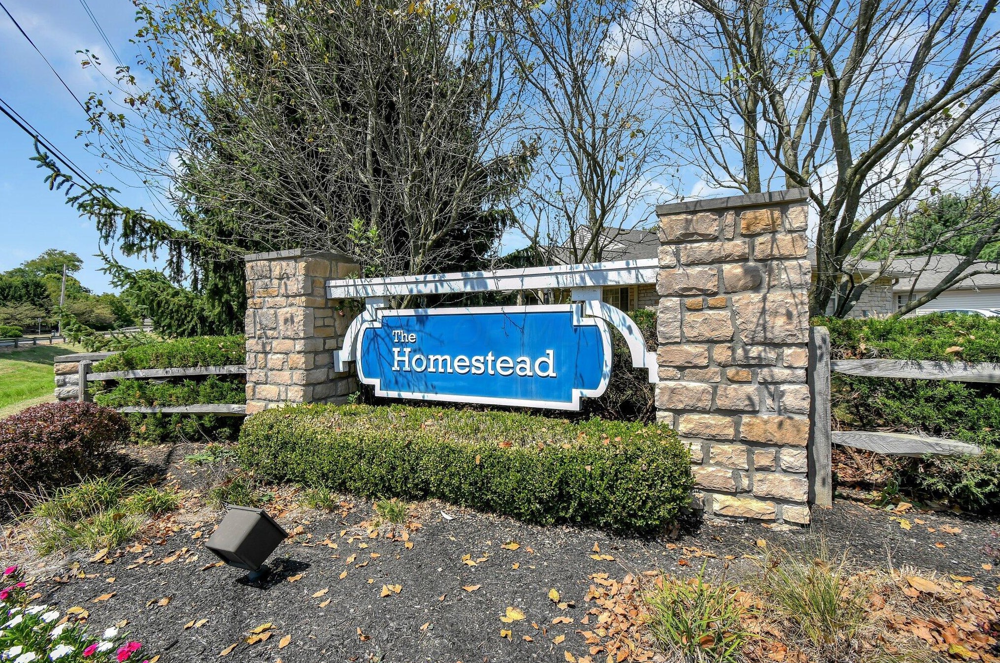 206 Pioneer Cir, Pickerington, OH 43147