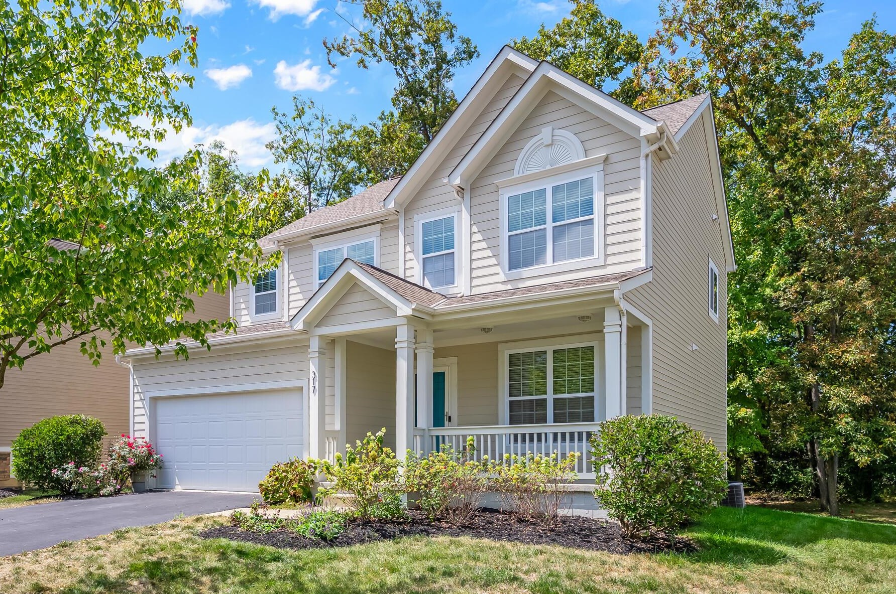 317 Seatrain Dr, Delaware, OH 43015